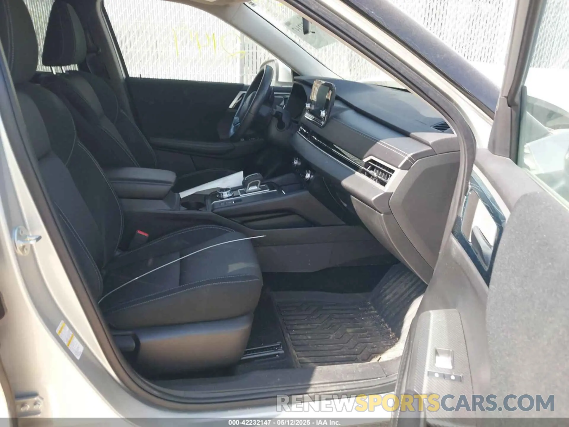 5 fotografías del automóvil dañado JA4J4TA88NZ032612 MITSUBISHI OUTLANDER 2022