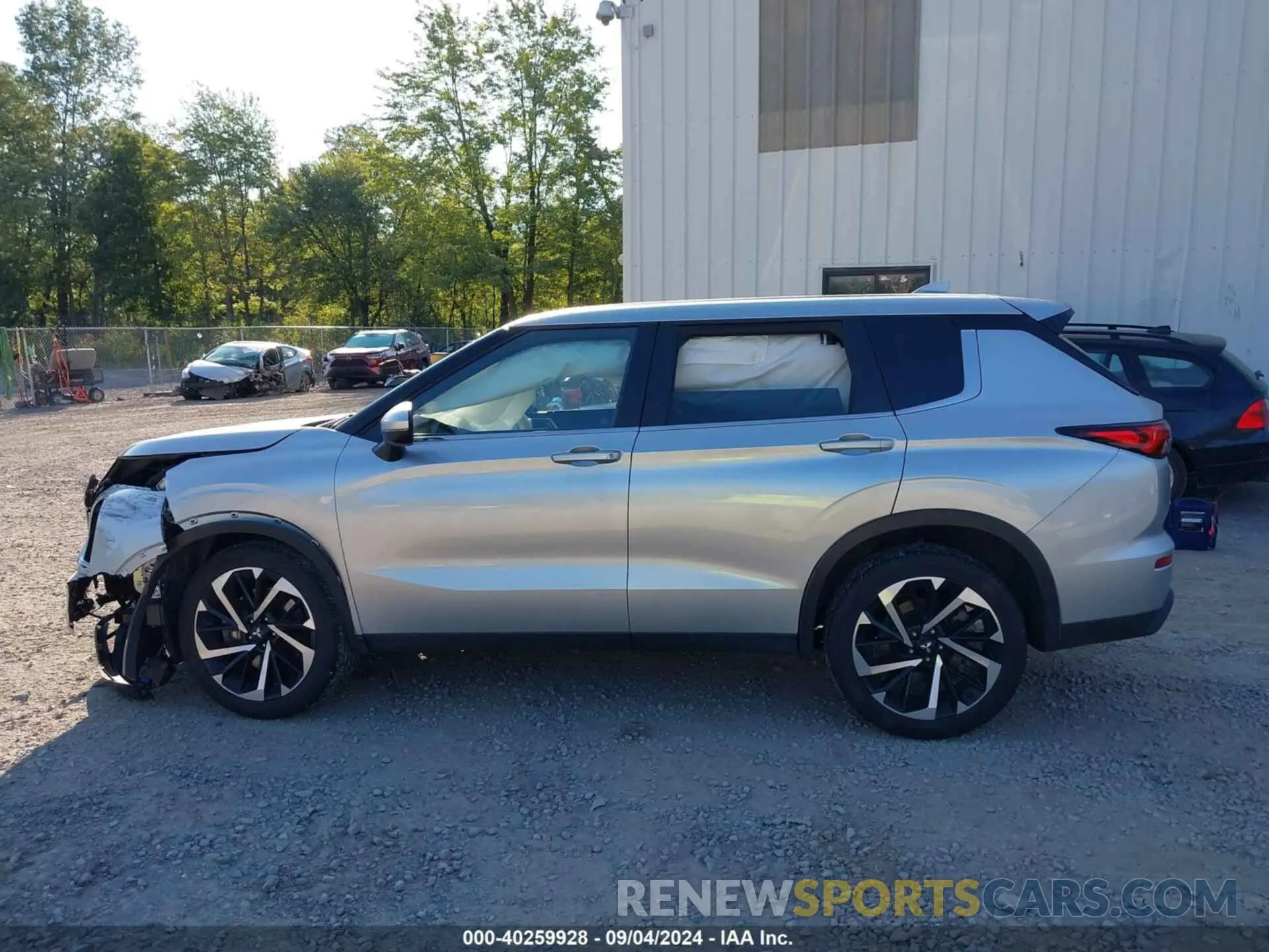 14 fotografías del automóvil dañado JA4J4TA88NZ046476 MITSUBISHI OUTLANDER 2022