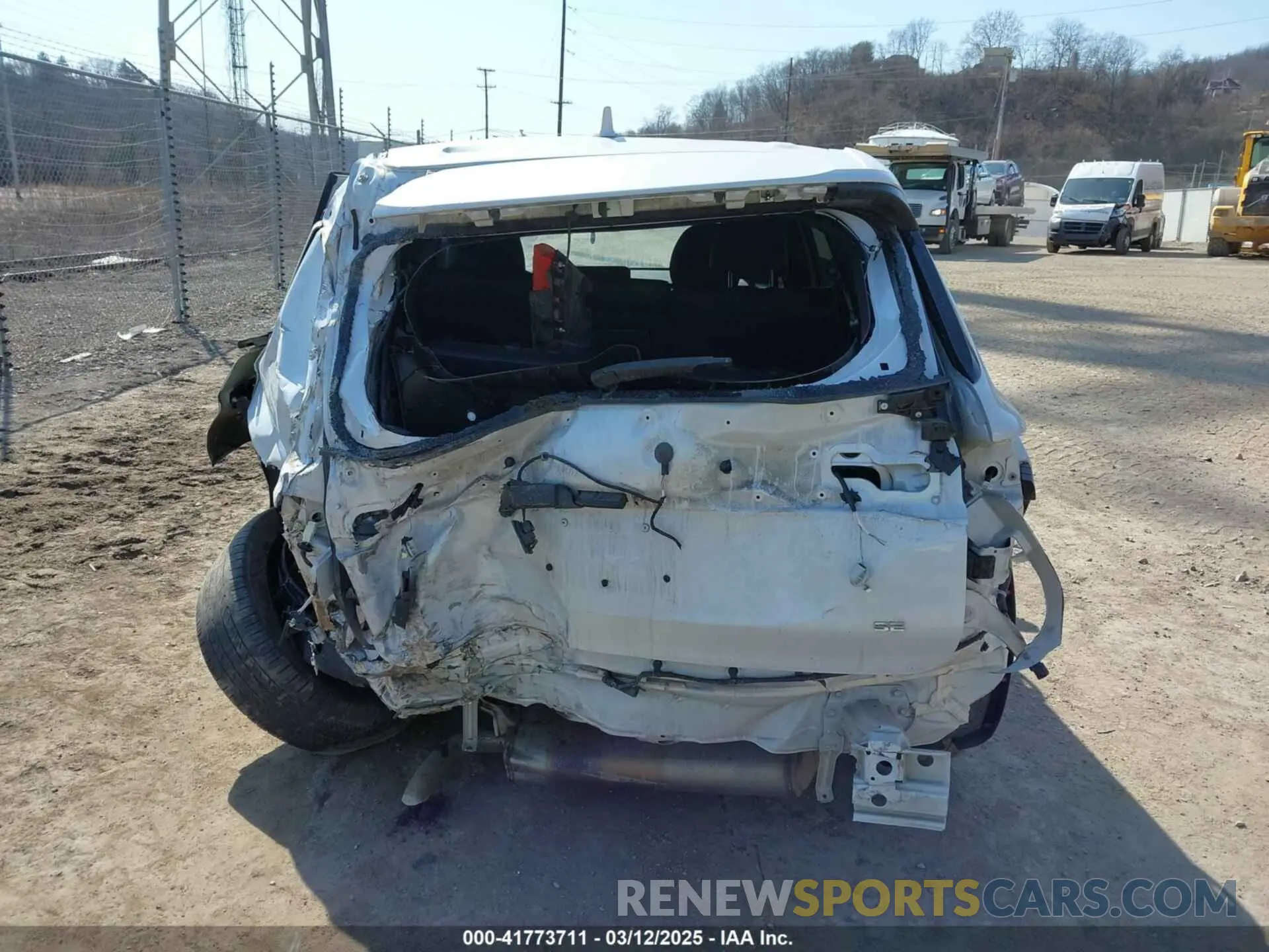 16 fotografías del automóvil dañado JA4J4UA80NZ033078 MITSUBISHI OUTLANDER 2022