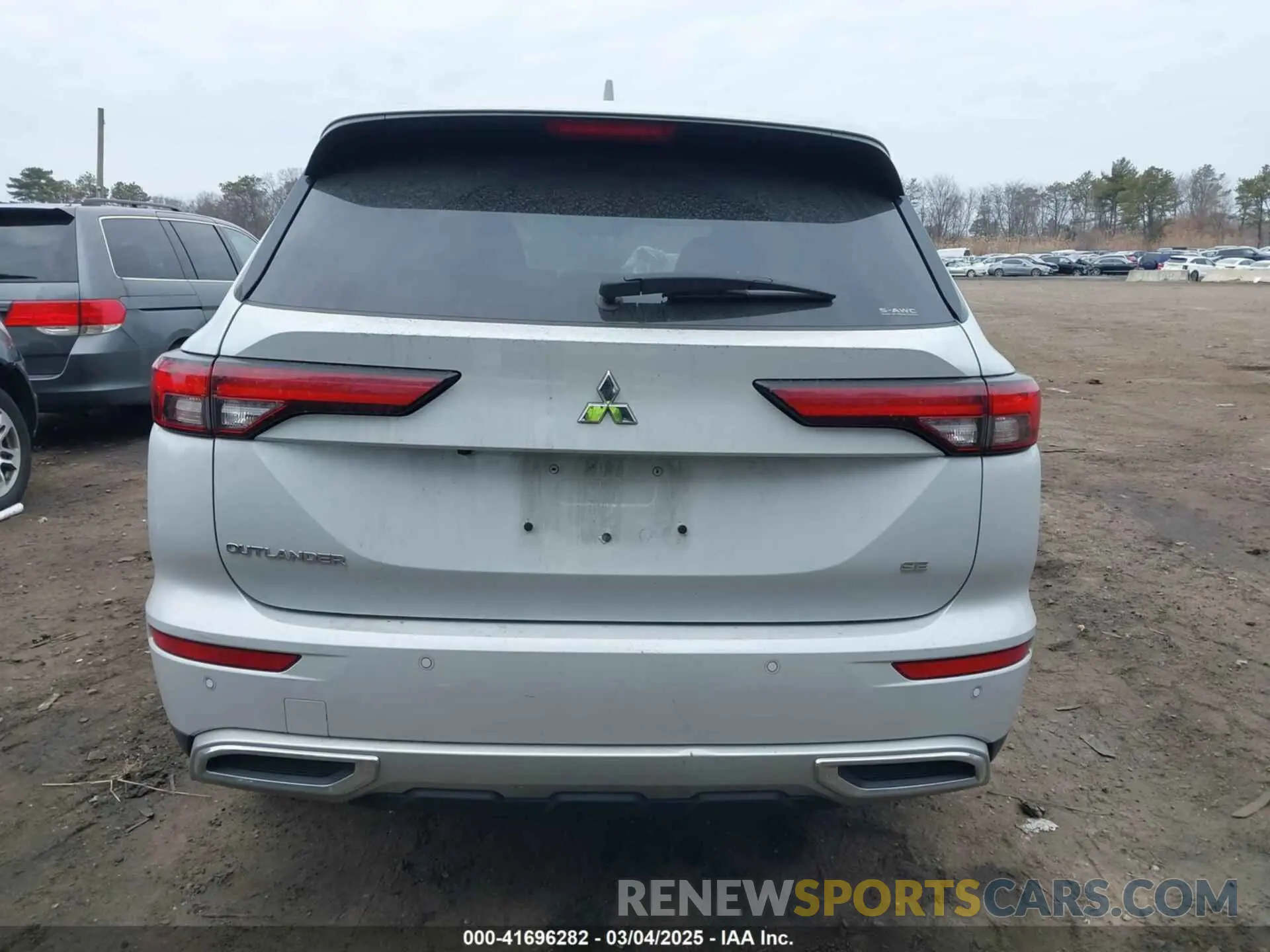16 fotografías del automóvil dañado JA4J4UA80NZ053878 MITSUBISHI OUTLANDER 2022