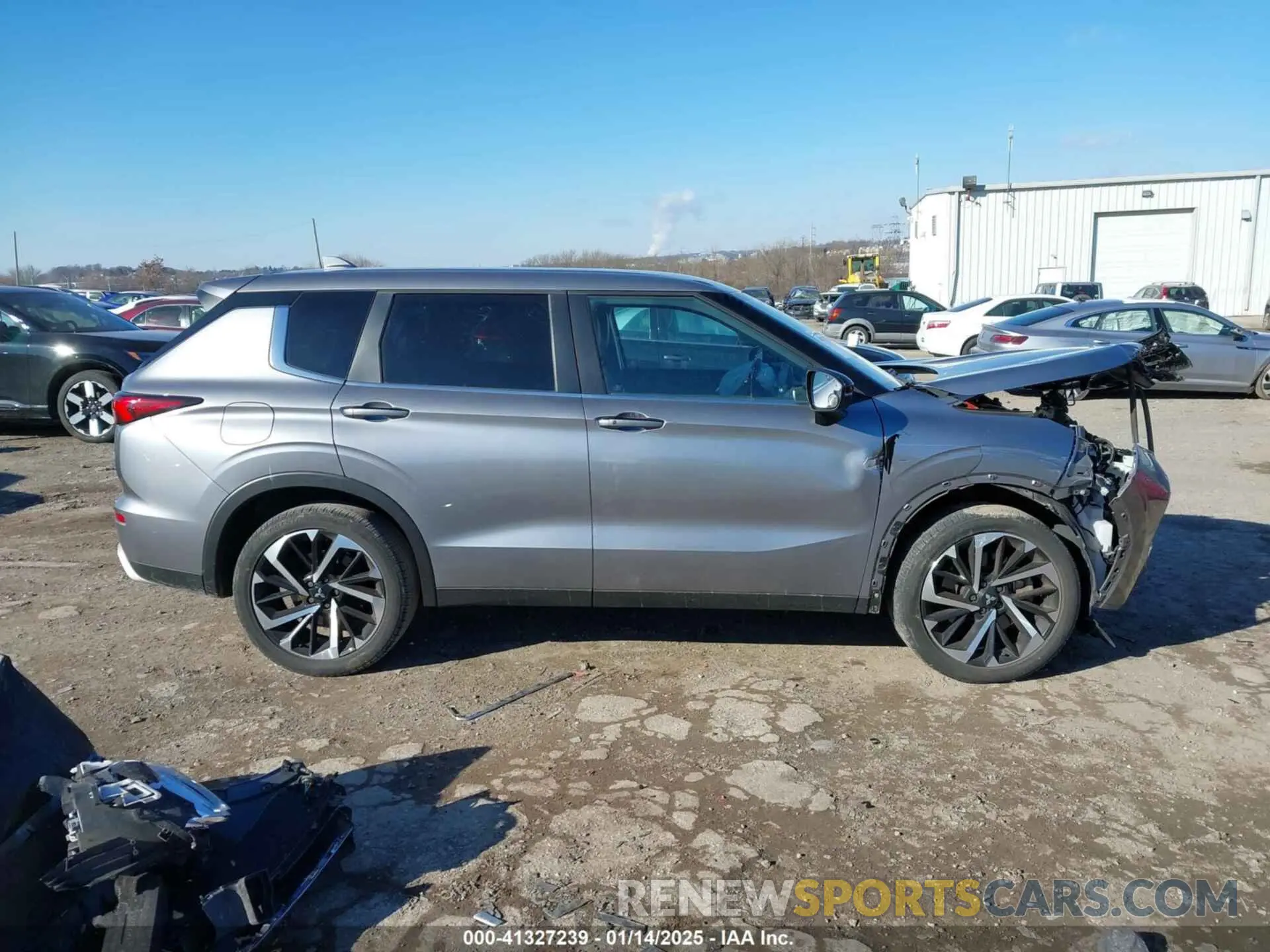 14 fotografías del automóvil dañado JA4J4UA81NZ025152 MITSUBISHI OUTLANDER 2022
