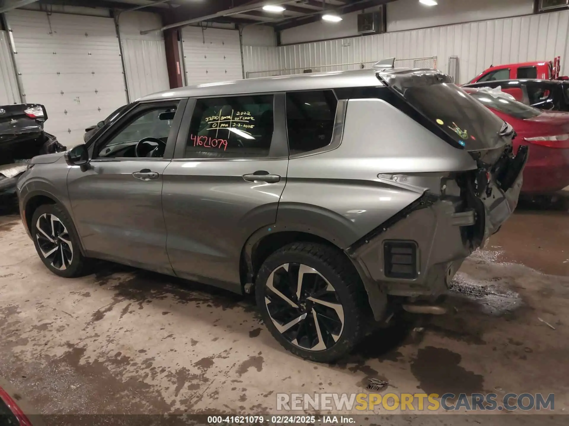 14 fotografías del automóvil dañado JA4J4UA81NZ049872 MITSUBISHI OUTLANDER 2022