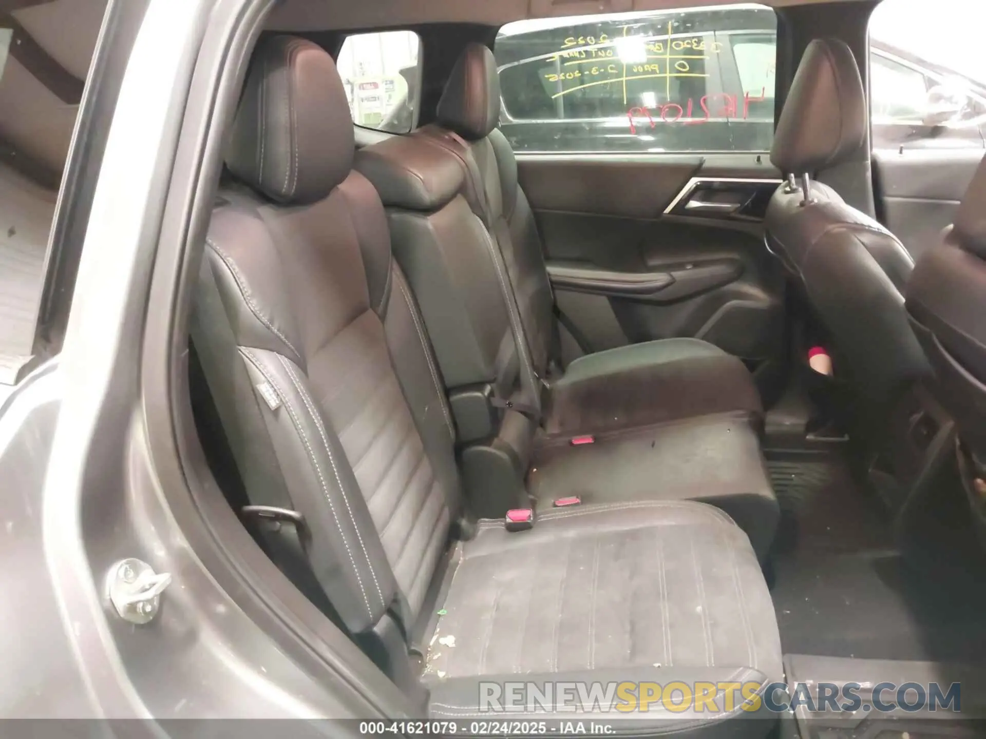 8 fotografías del automóvil dañado JA4J4UA81NZ049872 MITSUBISHI OUTLANDER 2022