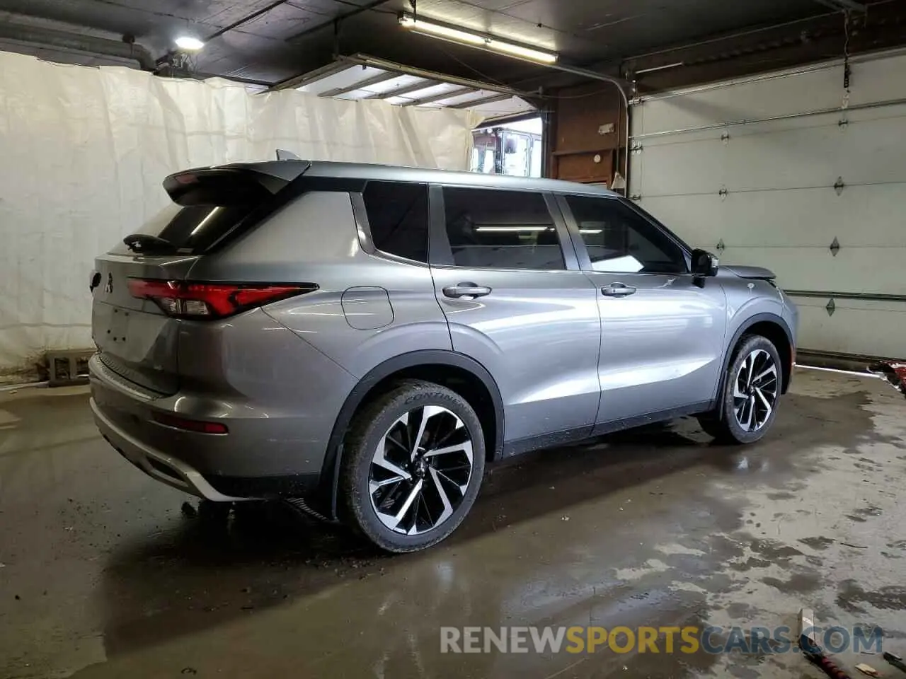 3 fotografías del automóvil dañado JA4J4UA82NZ012345 MITSUBISHI OUTLANDER 2022