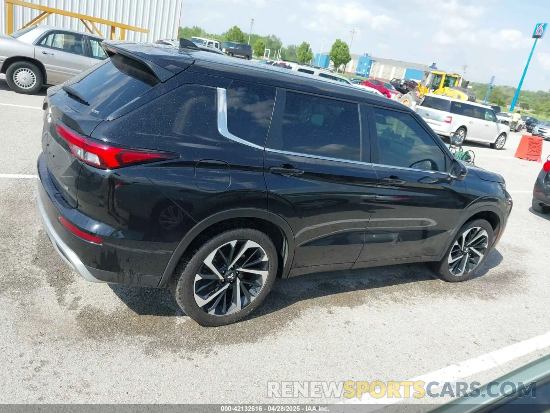 13 fotografías del automóvil dañado JA4J4UA83NZ048383 MITSUBISHI OUTLANDER 2022