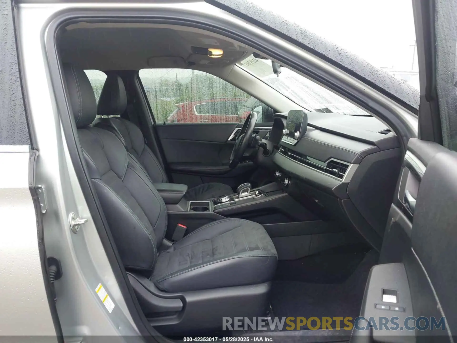5 fotografías del automóvil dañado JA4J4UA84NZ025226 MITSUBISHI OUTLANDER 2022
