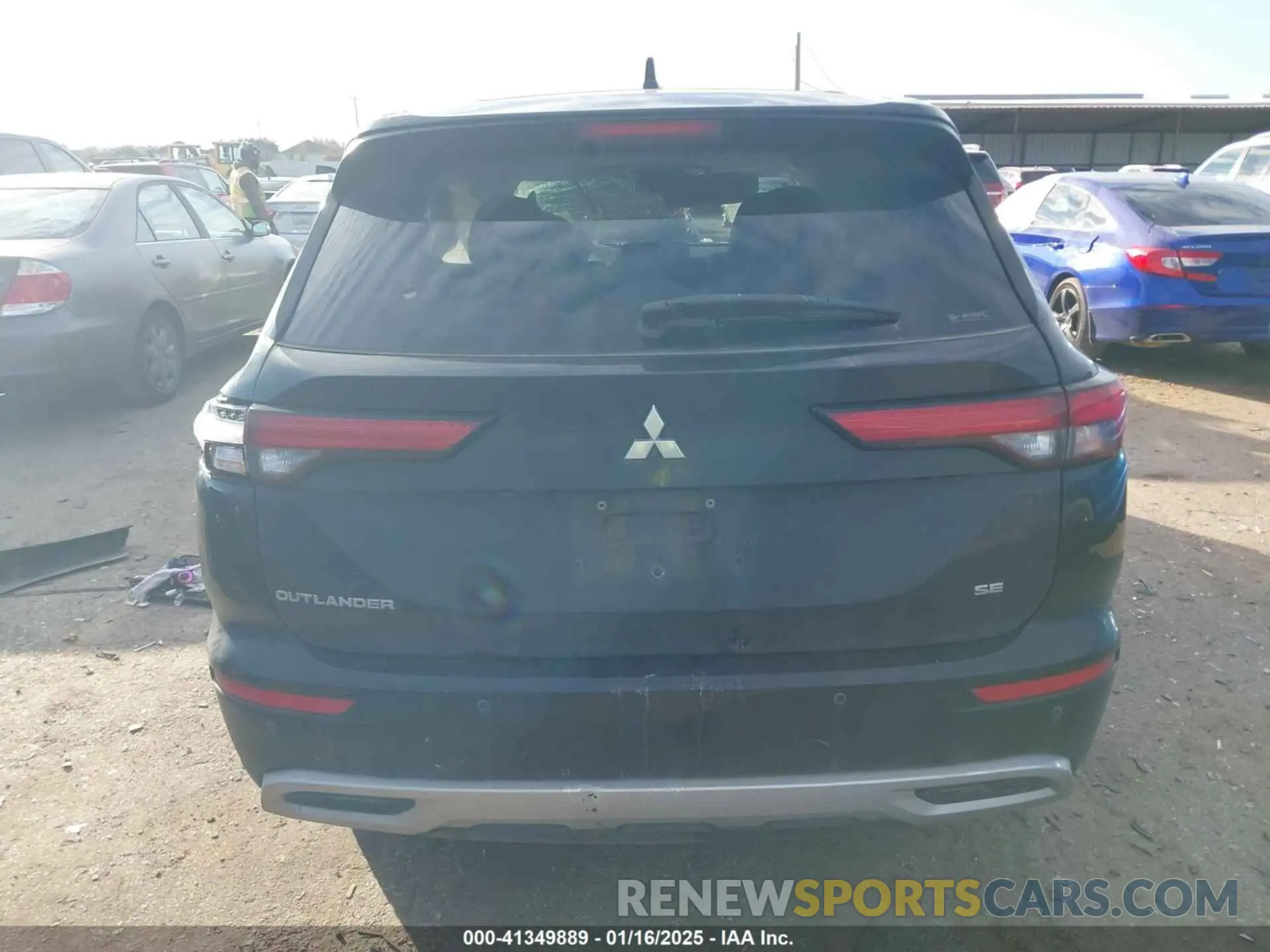 15 fotografías del automóvil dañado JA4J4UA84NZ046349 MITSUBISHI OUTLANDER 2022