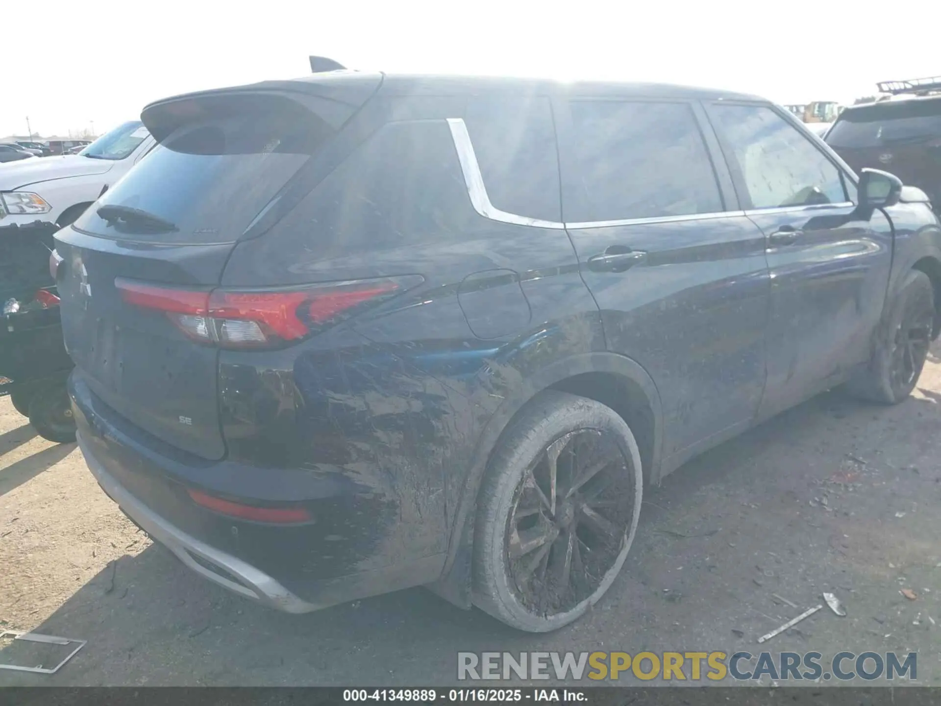 4 fotografías del automóvil dañado JA4J4UA84NZ046349 MITSUBISHI OUTLANDER 2022
