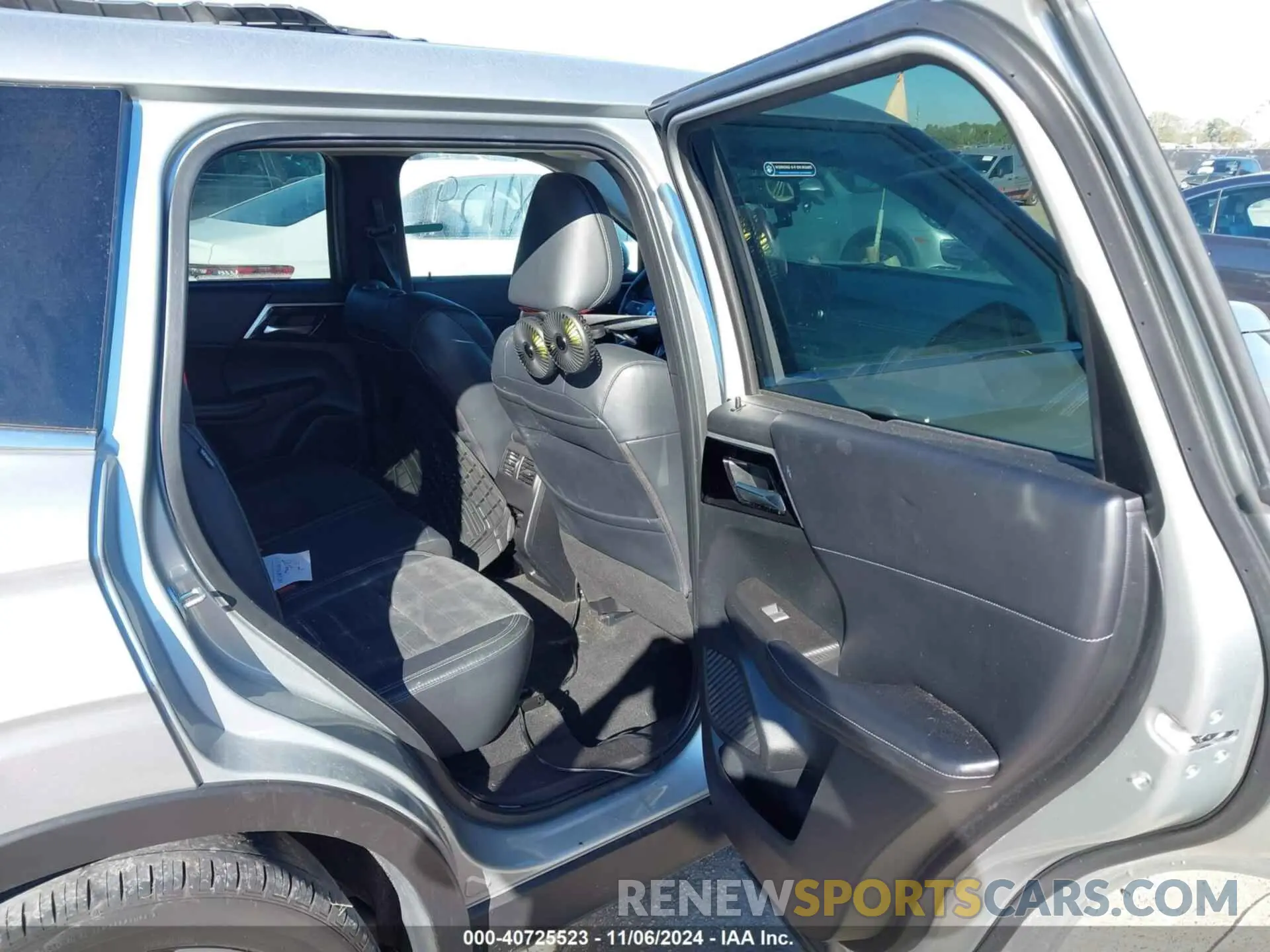 8 fotografías del automóvil dañado JA4J4UA87NZ016522 MITSUBISHI OUTLANDER 2022