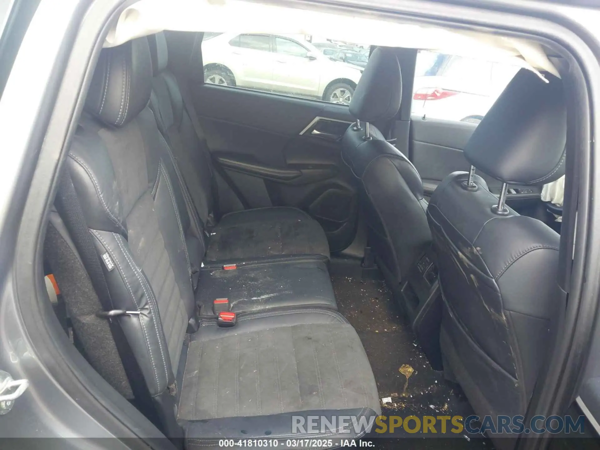 8 fotografías del automóvil dañado JA4J4UA87NZ078082 MITSUBISHI OUTLANDER 2022