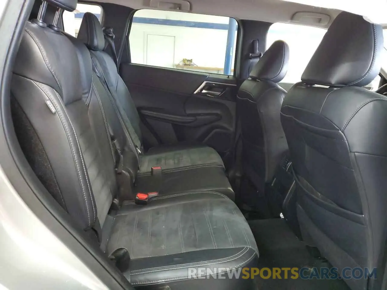 11 fotografías del automóvil dañado JA4J4UA88NZ055667 MITSUBISHI OUTLANDER 2022