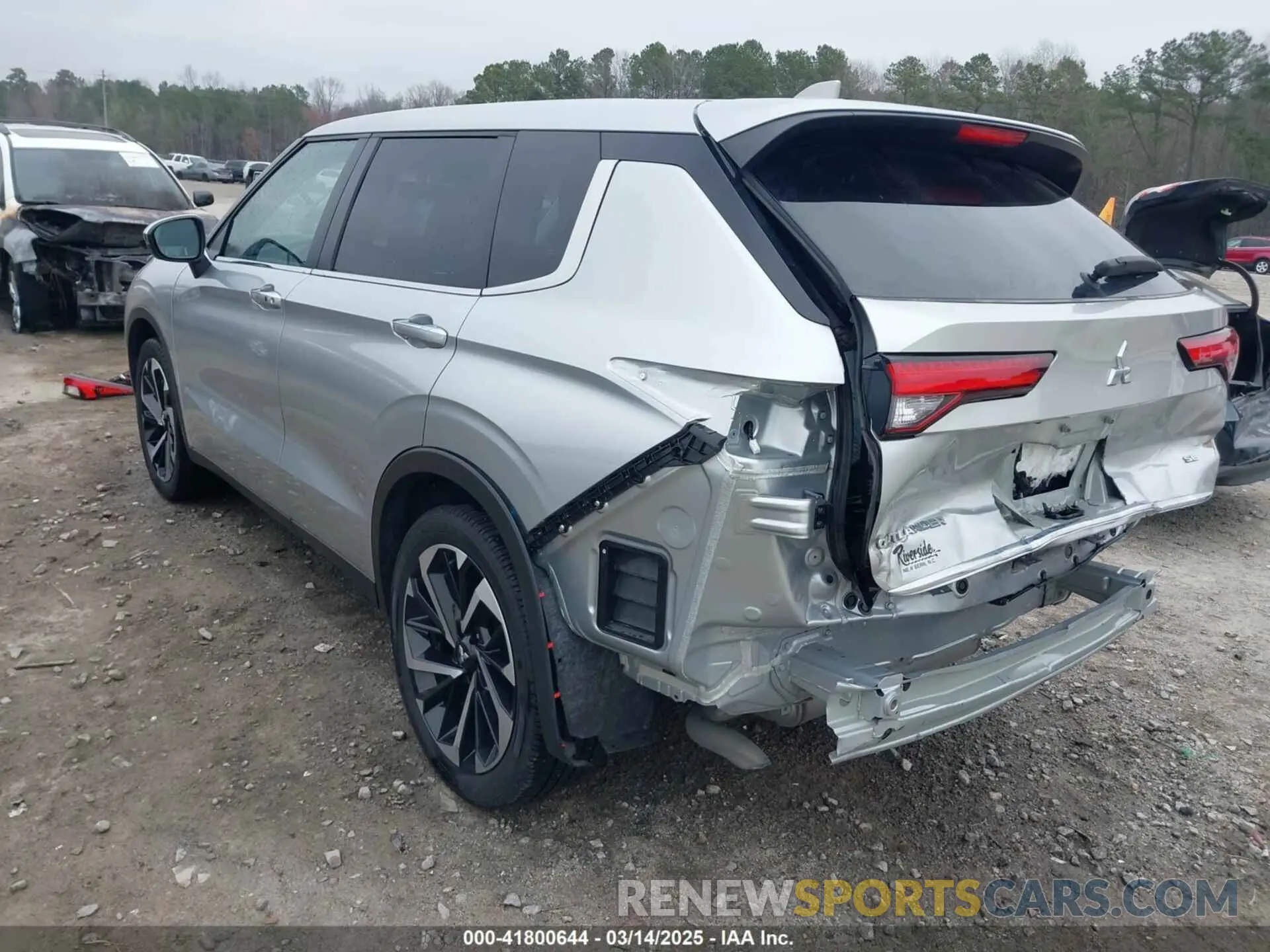 3 fotografías del automóvil dañado JA4J4UA89NZ068444 MITSUBISHI OUTLANDER 2022