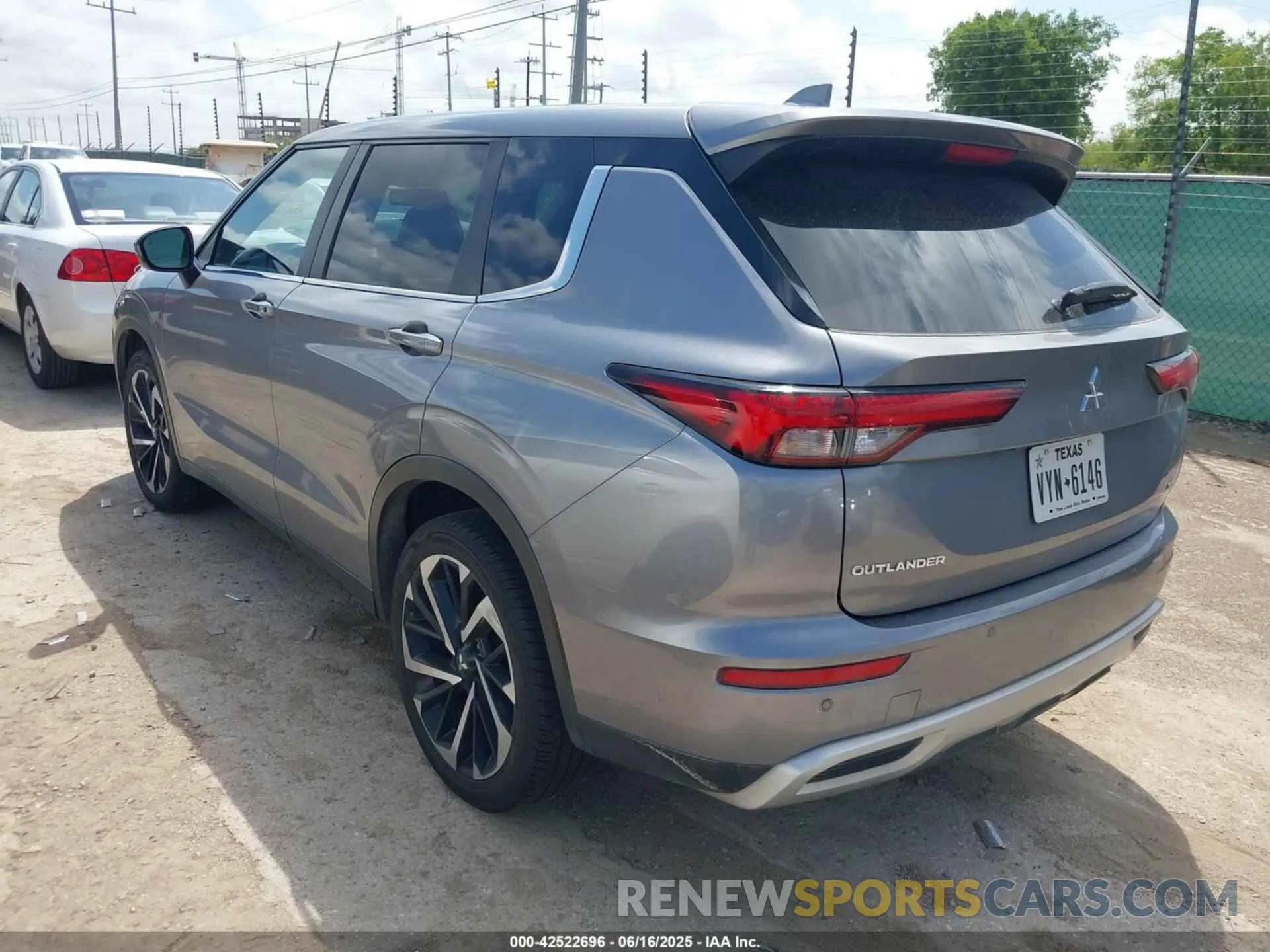3 fotografías del automóvil dañado JA4J4UA8XNZ048493 MITSUBISHI OUTLANDER 2022