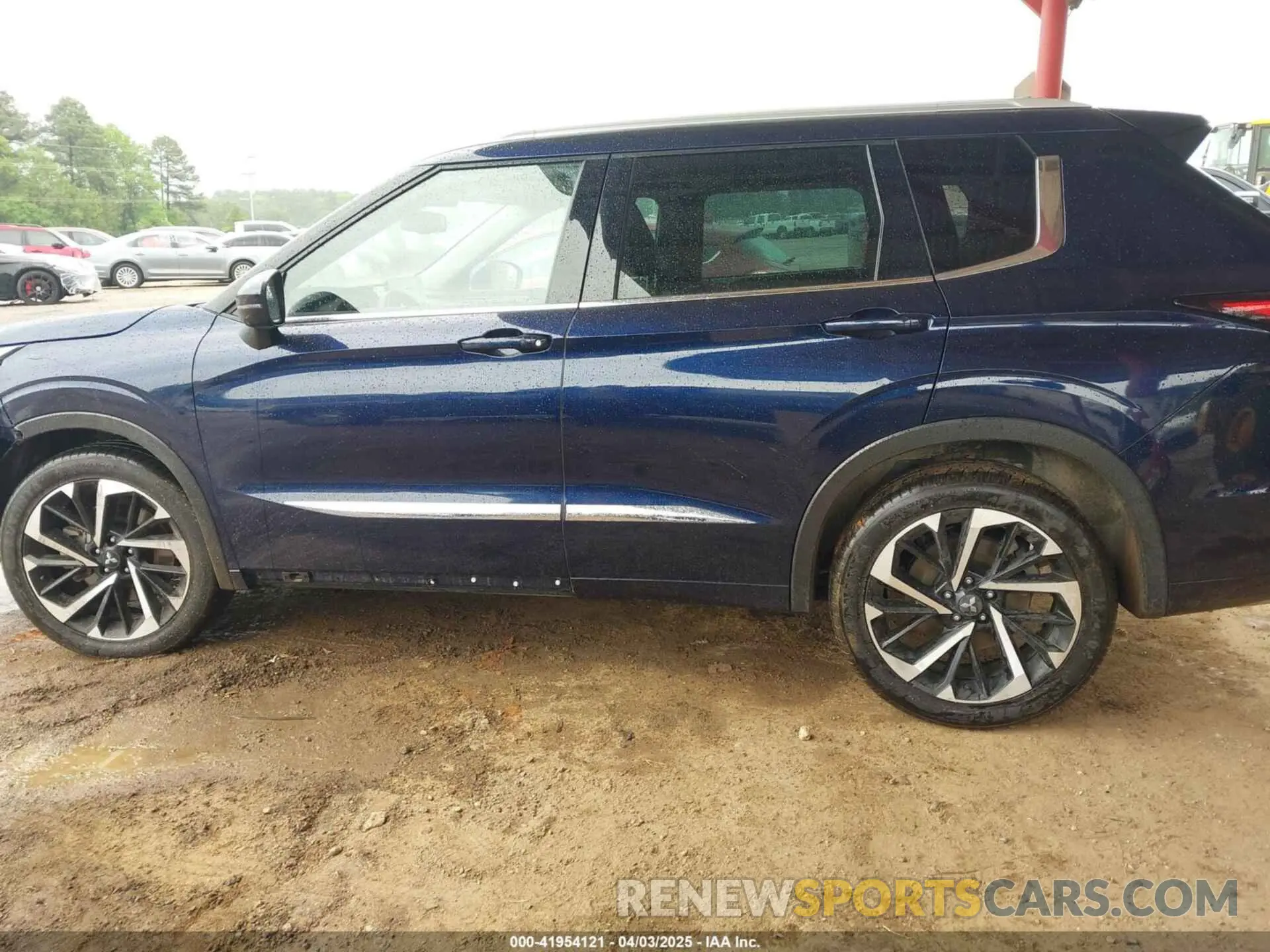 15 fotografías del automóvil dañado JA4J4VA84NZ077140 MITSUBISHI OUTLANDER 2022