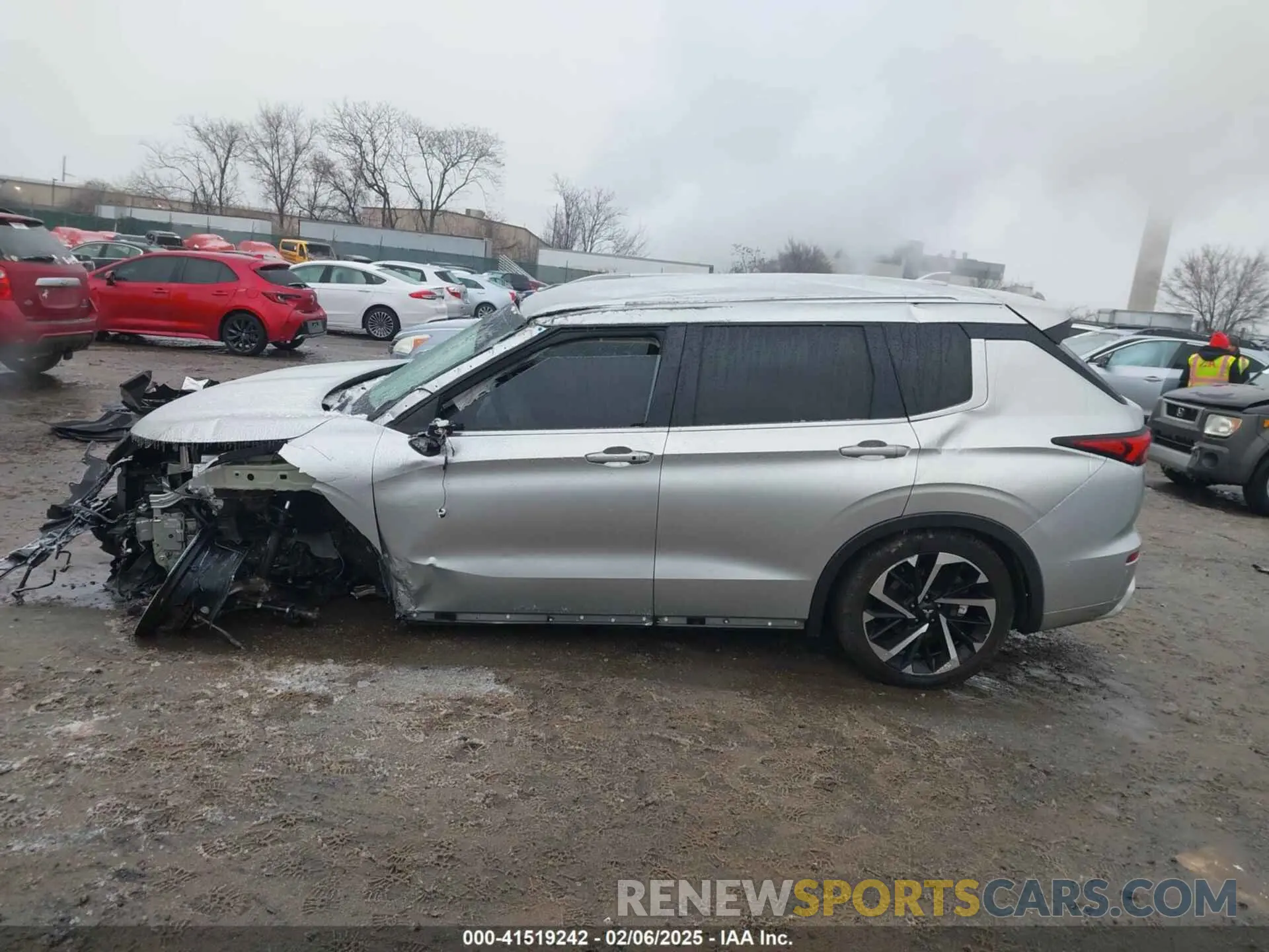14 fotografías del automóvil dañado JA4J4VA85NZ009235 MITSUBISHI OUTLANDER 2022
