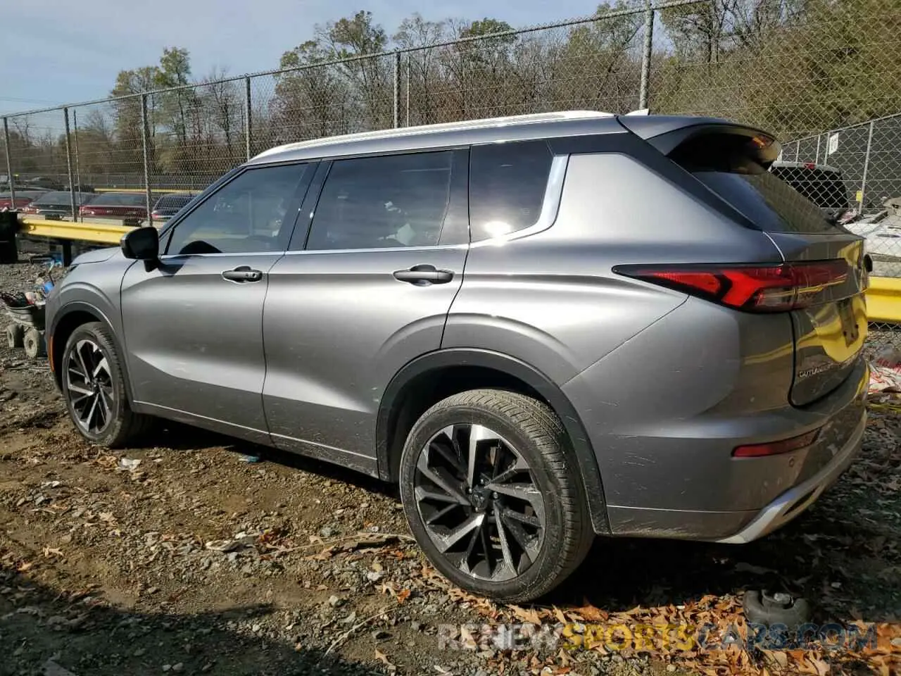2 fotografías del automóvil dañado JA4J4VA86NZ091086 MITSUBISHI OUTLANDER 2022