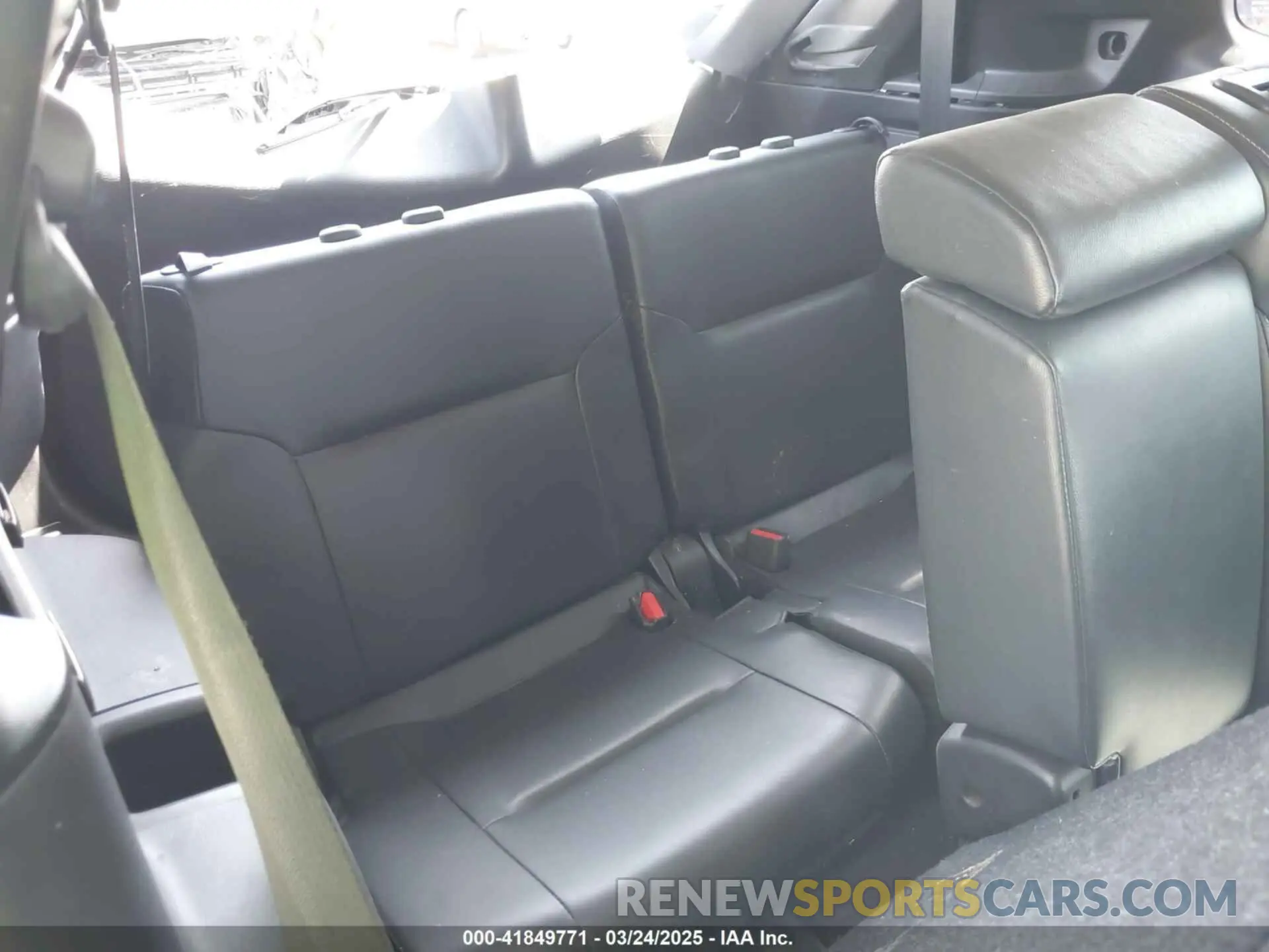 18 fotografías del automóvil dañado JA4J4VA87NZ058968 MITSUBISHI OUTLANDER 2022