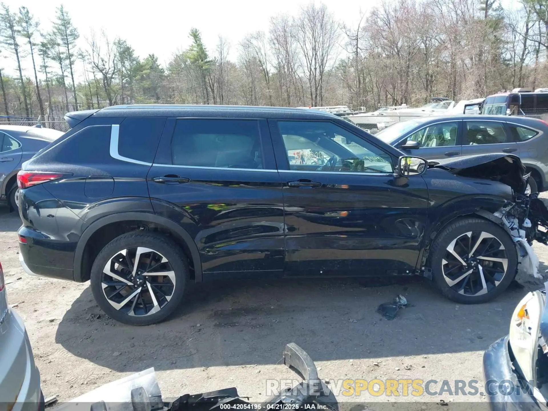 14 fotografías del automóvil dañado JA4J4VA88NZ085371 MITSUBISHI OUTLANDER 2022