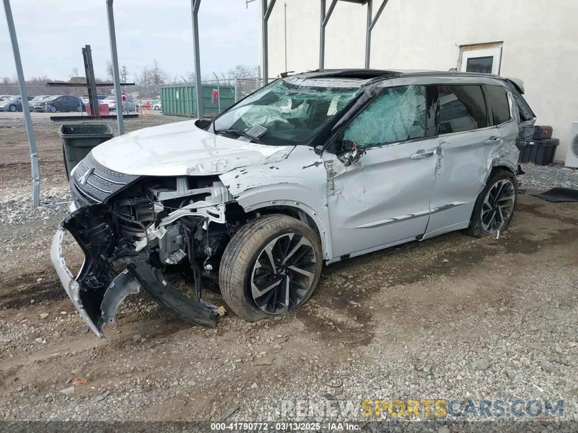 2 fotografías del automóvil dañado JA4J4VA8XNZ040223 MITSUBISHI OUTLANDER 2022