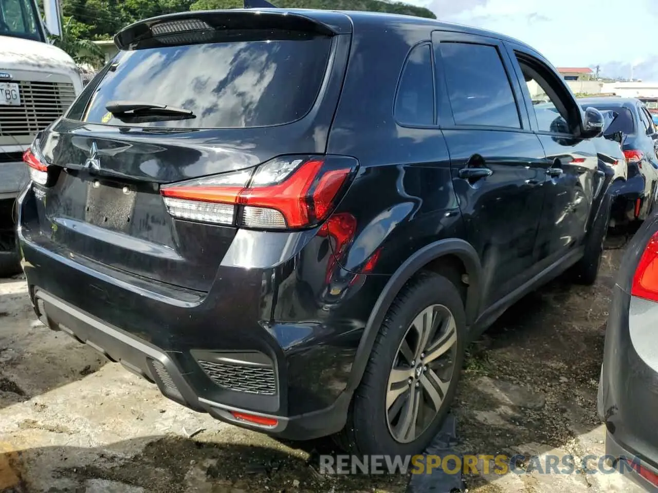3 fotografías del automóvil dañado JA4APVAU9PU015771 MITSUBISHI OUTLANDER 2023