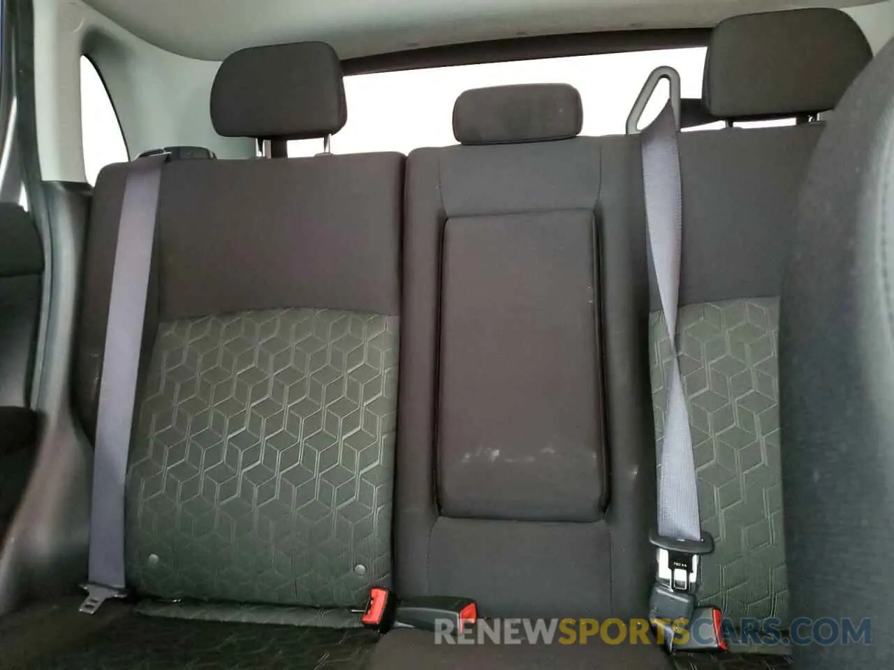 10 fotografías del automóvil dañado JA4ARUAU4PU003953 MITSUBISHI OUTLANDER 2023