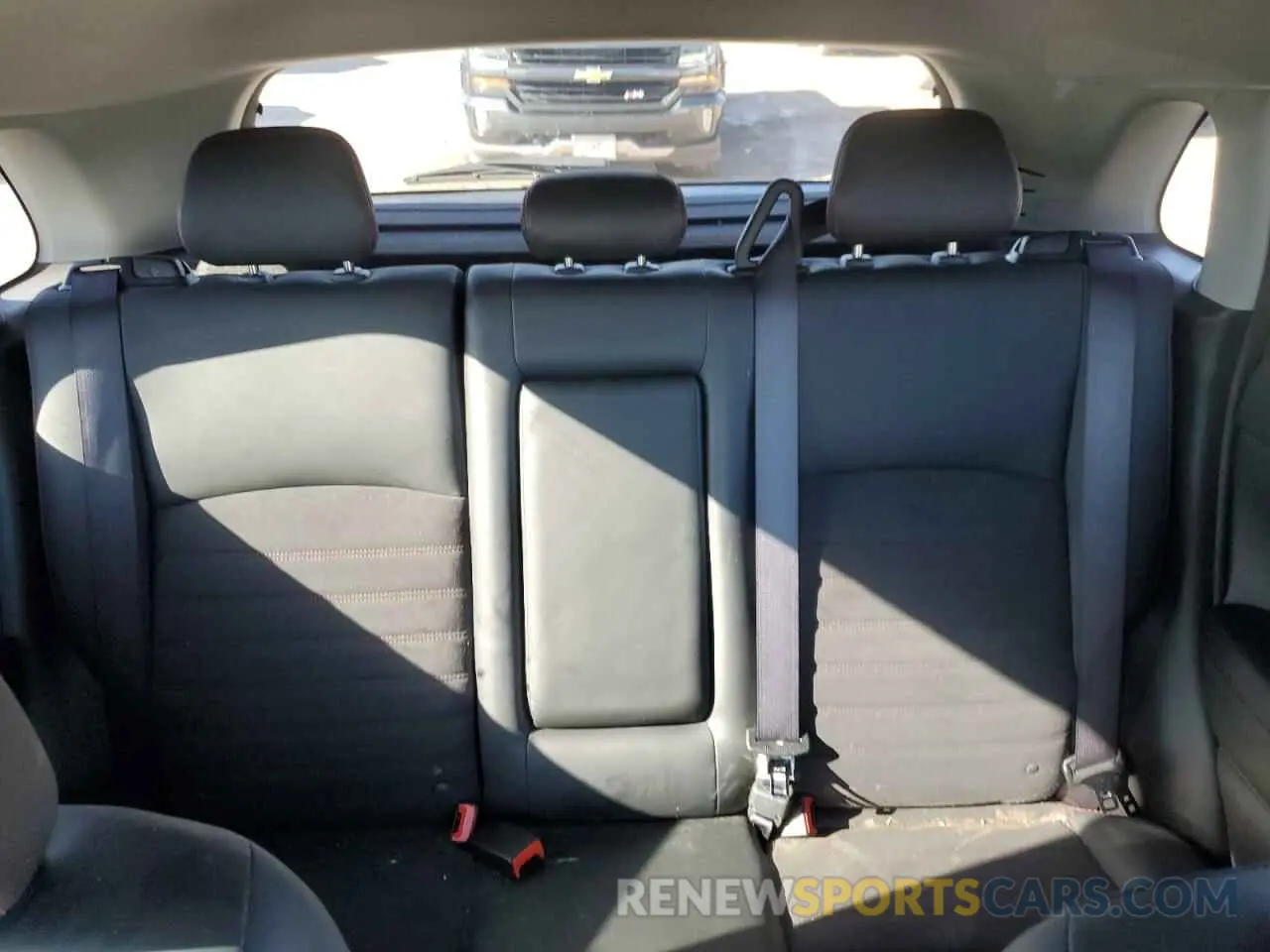 10 fotografías del automóvil dañado JA4ARUAU6PU002397 MITSUBISHI OUTLANDER 2023