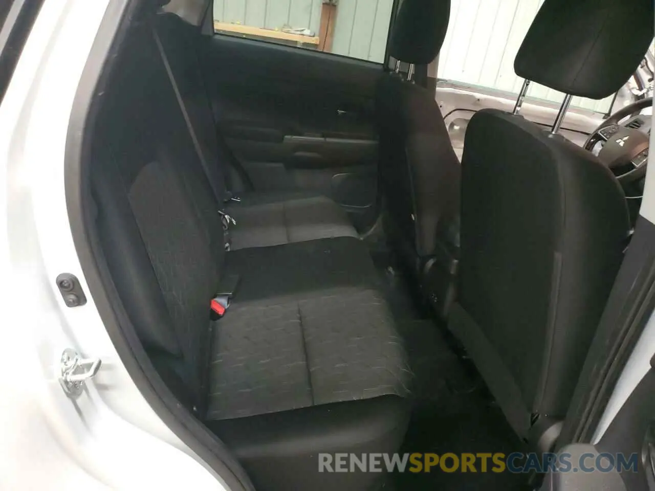 11 fotografías del automóvil dañado JA4ARUAU9PU013555 MITSUBISHI OUTLANDER 2023