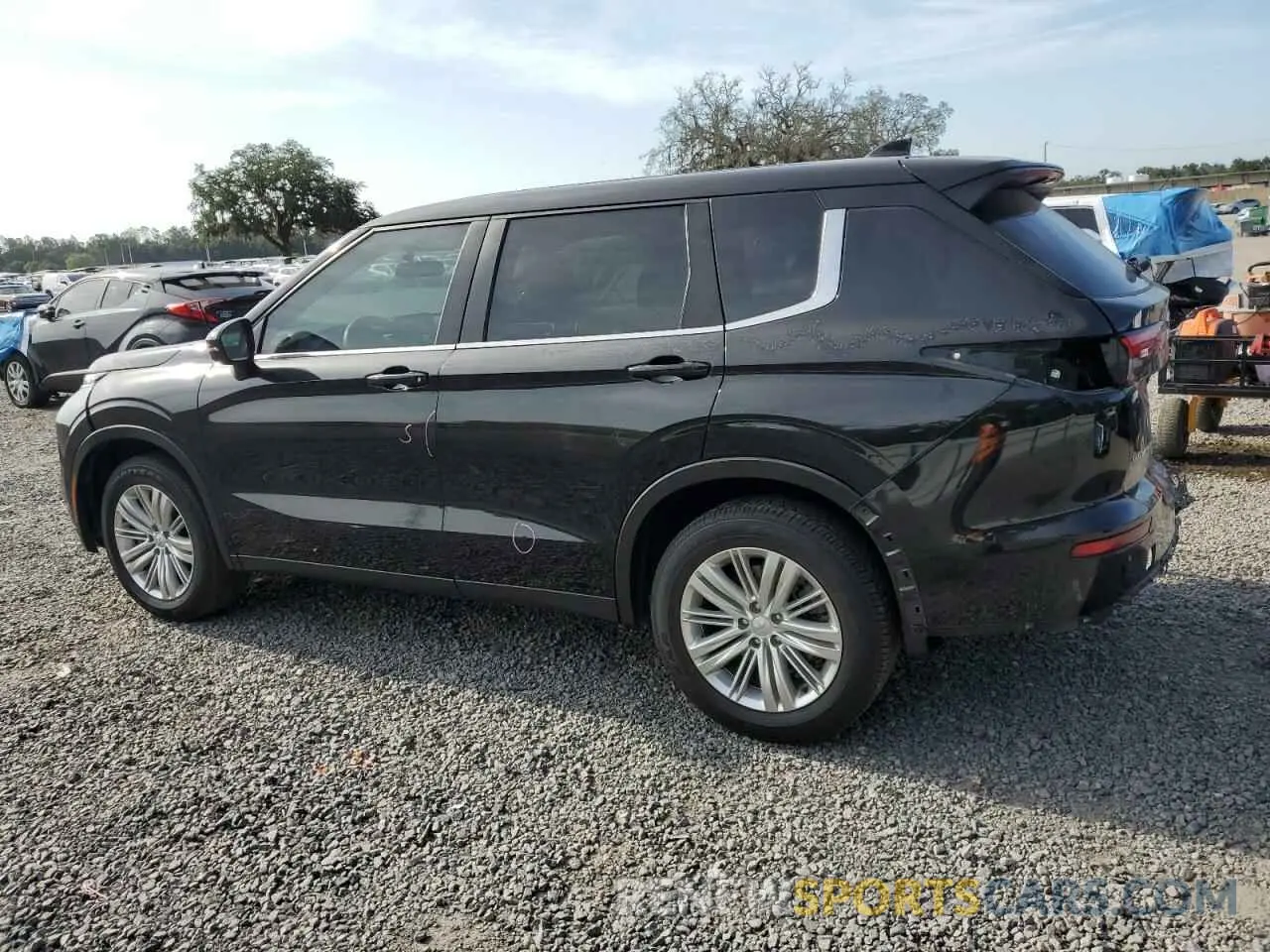2 fotografías del automóvil dañado JA4J3TA81PZ045837 MITSUBISHI OUTLANDER 2023