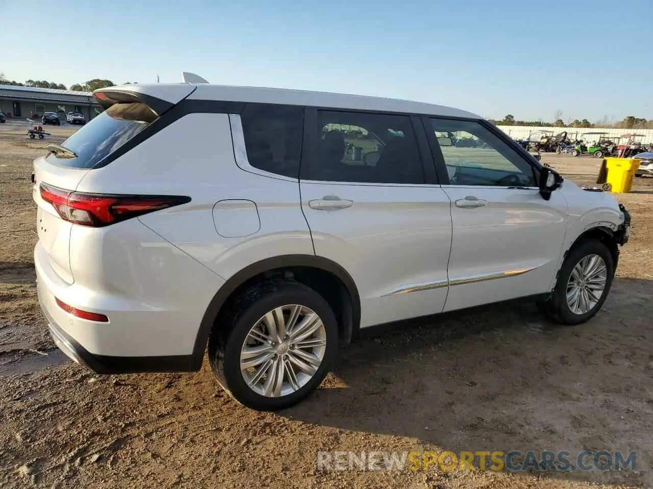 3 fotografías del automóvil dañado JA4J3TA82PZ010370 MITSUBISHI OUTLANDER 2023