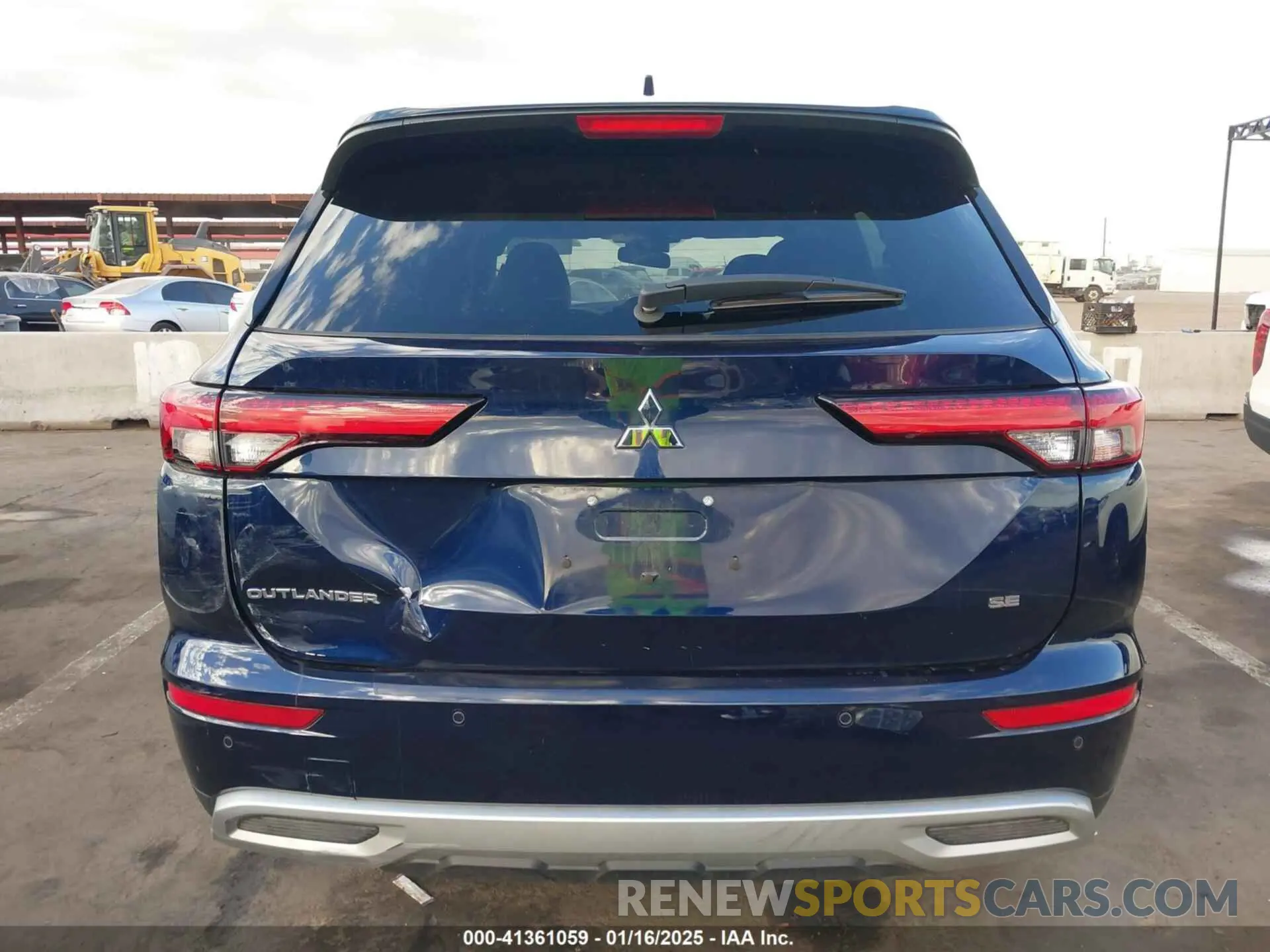 16 fotografías del automóvil dañado JA4J3UA80PZ007487 MITSUBISHI OUTLANDER 2023