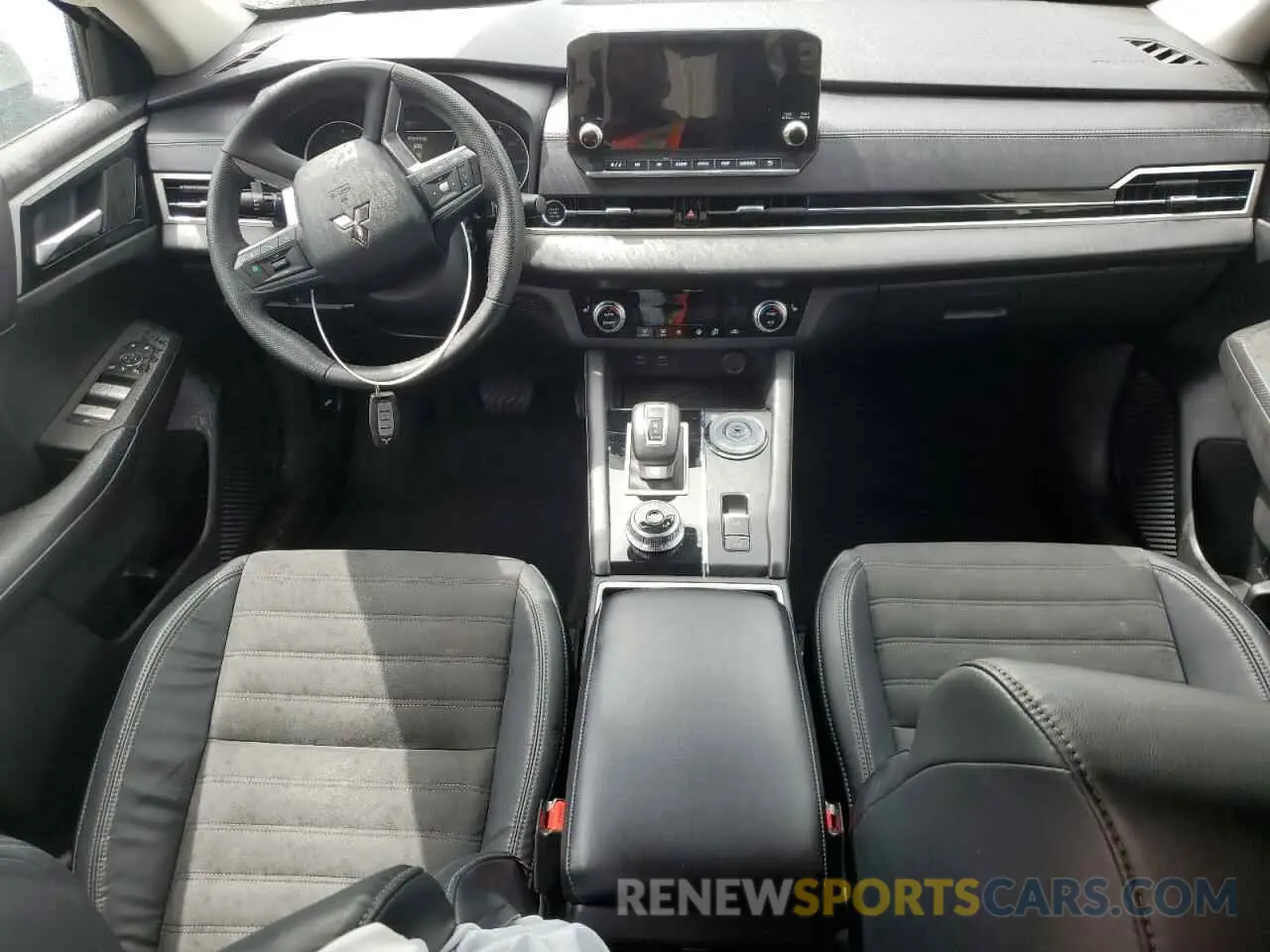 8 fotografías del automóvil dañado JA4J3UA81PZ011323 MITSUBISHI OUTLANDER 2023