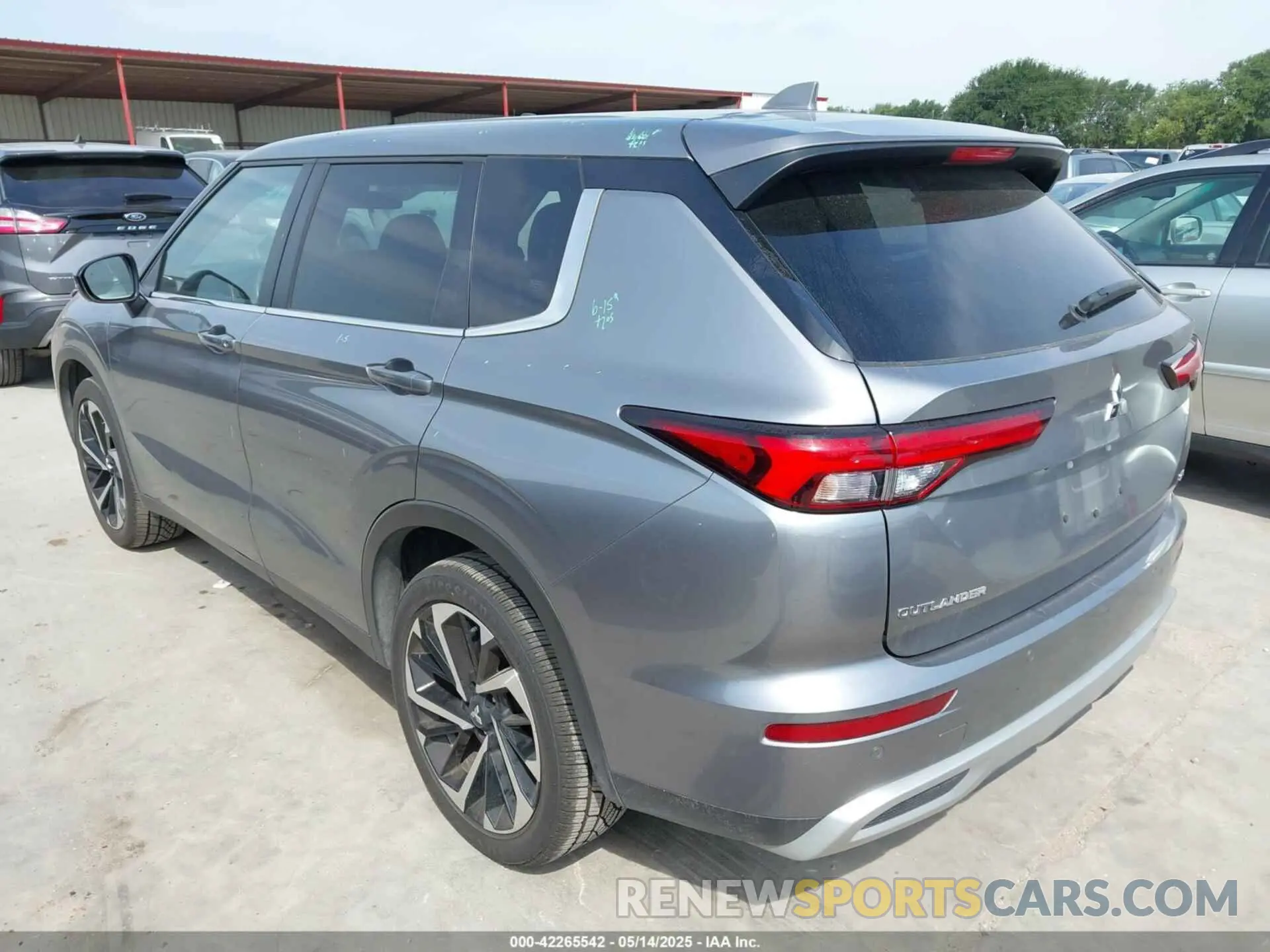 3 fotografías del automóvil dañado JA4J3UA81PZ051319 MITSUBISHI OUTLANDER 2023
