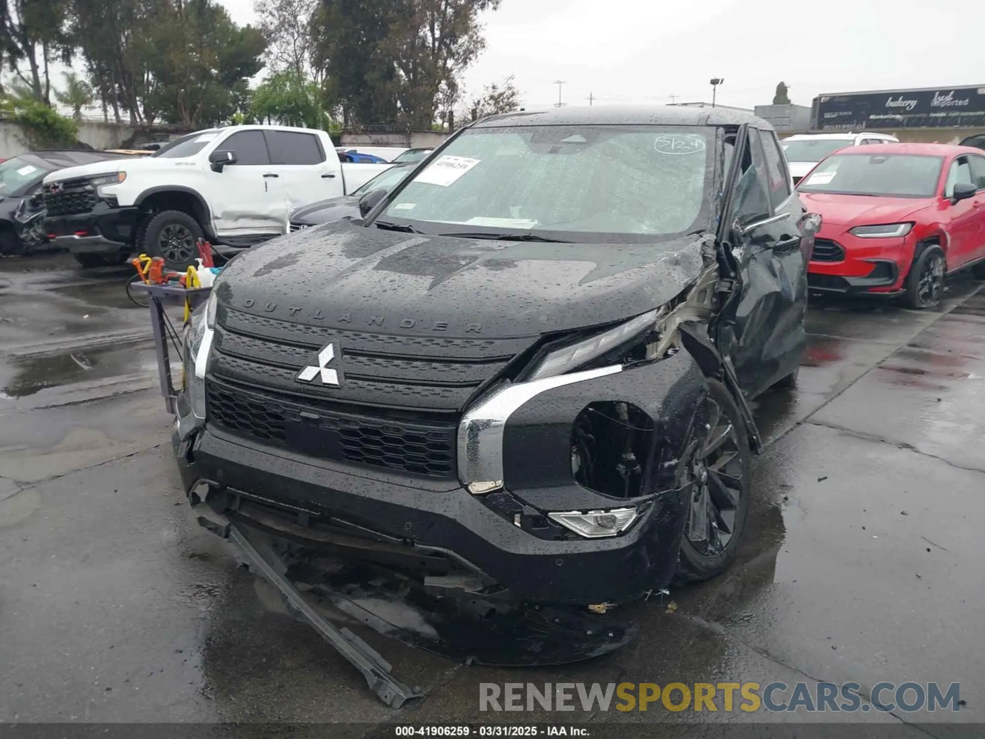 13 fotografías del automóvil dañado JA4J3UA82PZ023495 MITSUBISHI OUTLANDER 2023