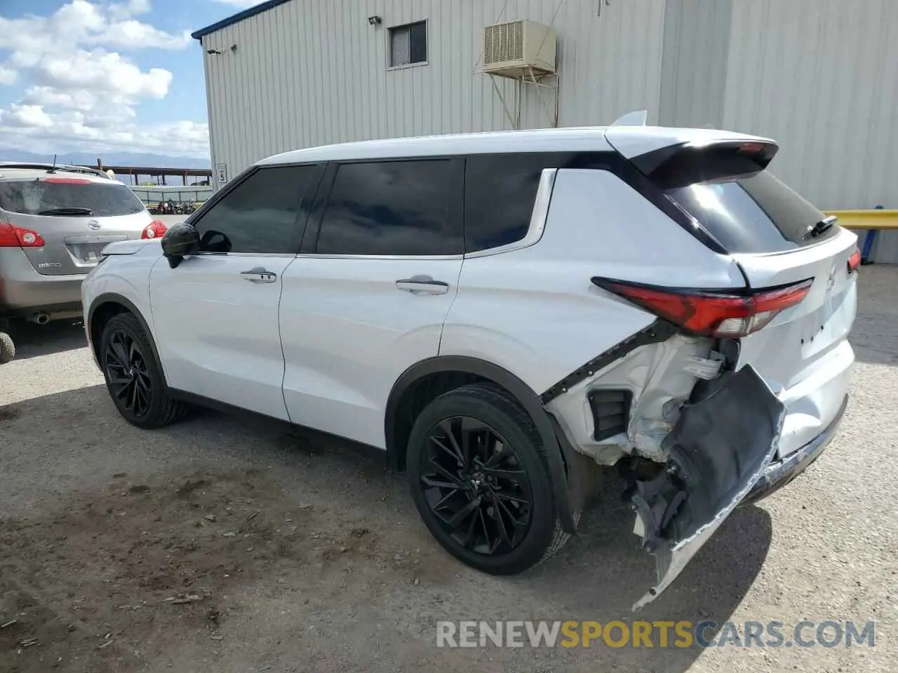 2 fotografías del automóvil dañado JA4J3UA83PZ019018 MITSUBISHI OUTLANDER 2023