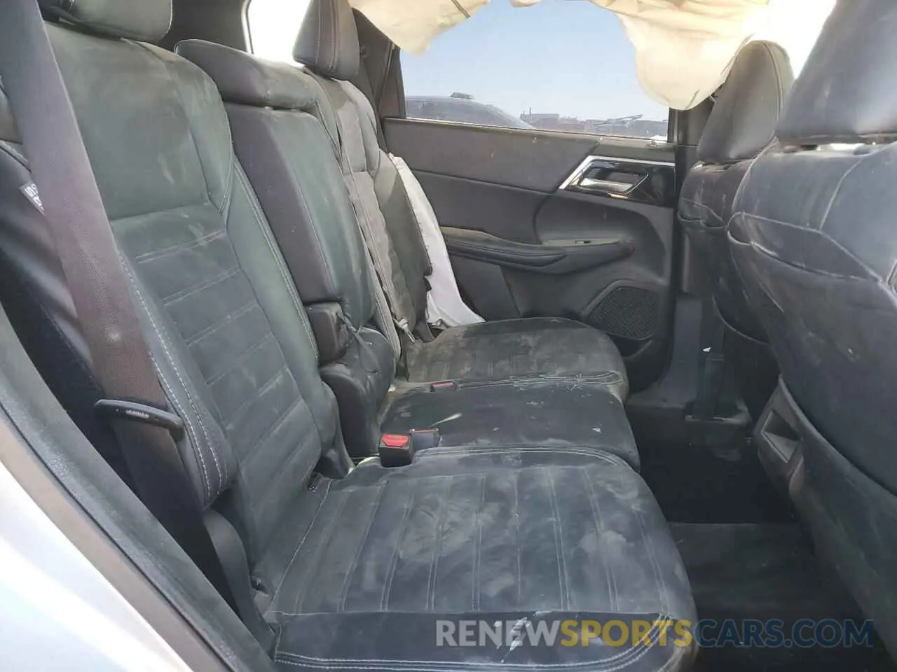 11 fotografías del automóvil dañado JA4J3UA83PZ042251 MITSUBISHI OUTLANDER 2023