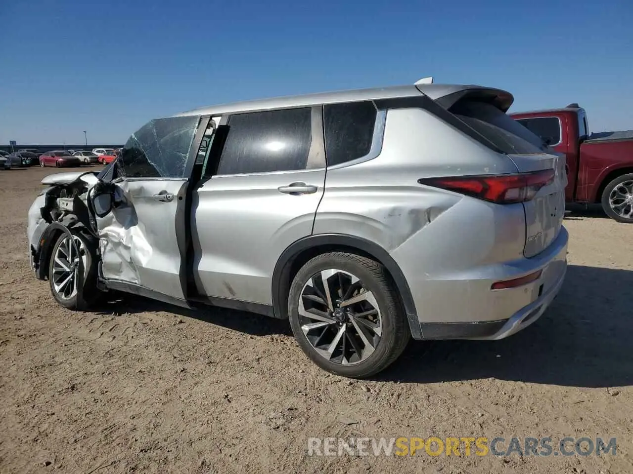 2 fotografías del automóvil dañado JA4J3UA83PZ042251 MITSUBISHI OUTLANDER 2023