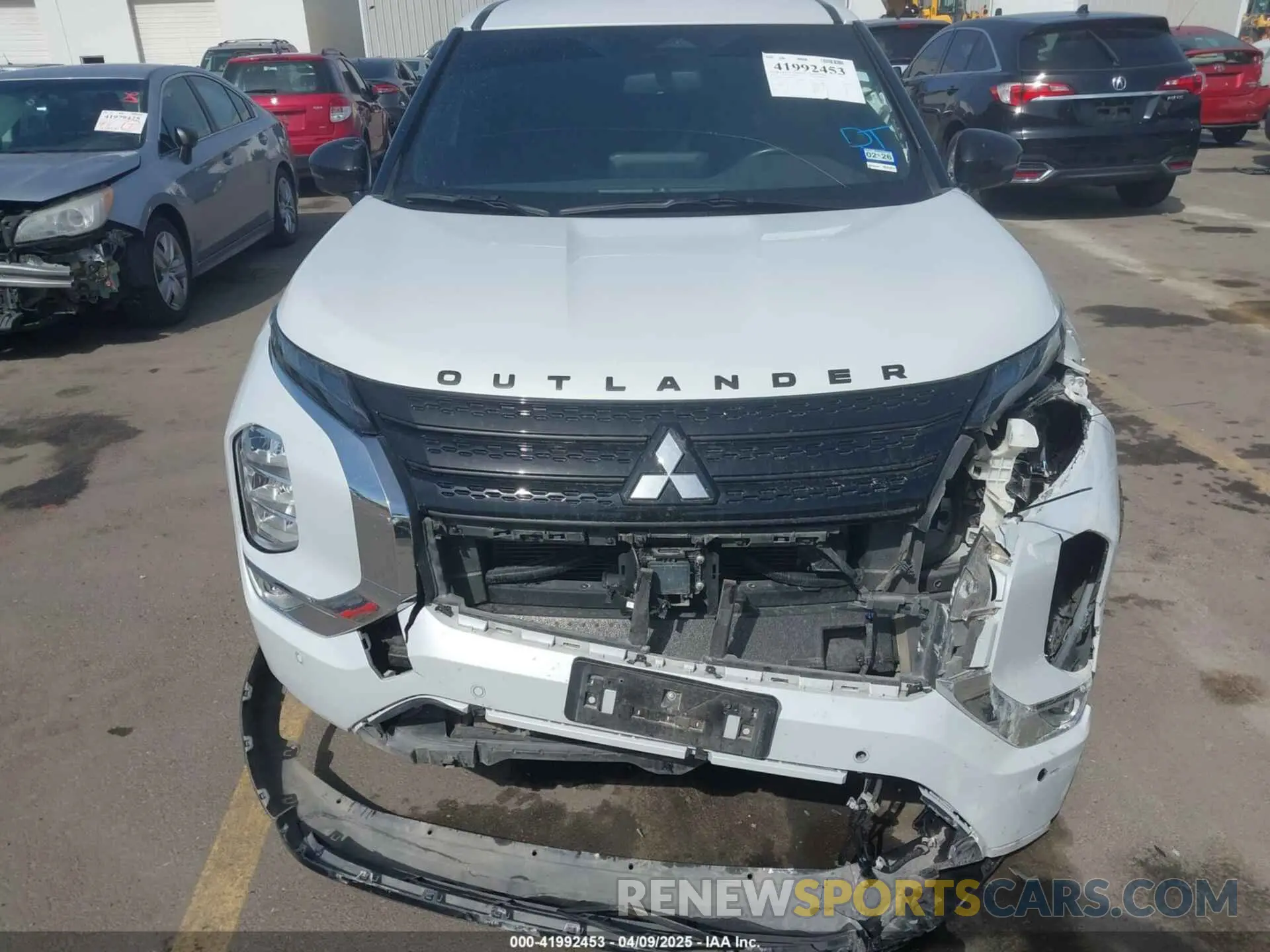 12 fotografías del automóvil dañado JA4J3UA85PZ023796 MITSUBISHI OUTLANDER 2023