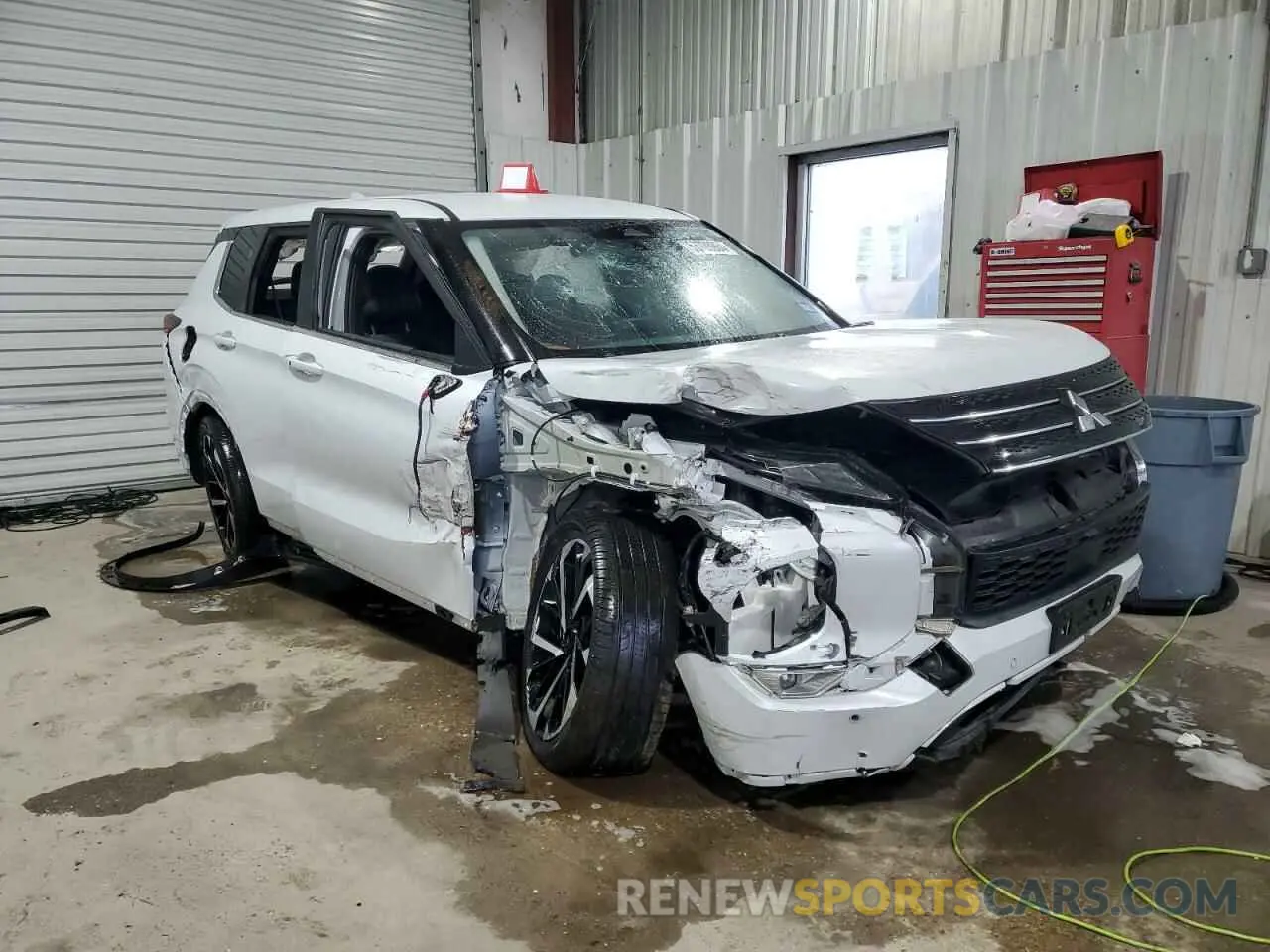 4 fotografías del automóvil dañado JA4J3UA85PZ024107 MITSUBISHI OUTLANDER 2023