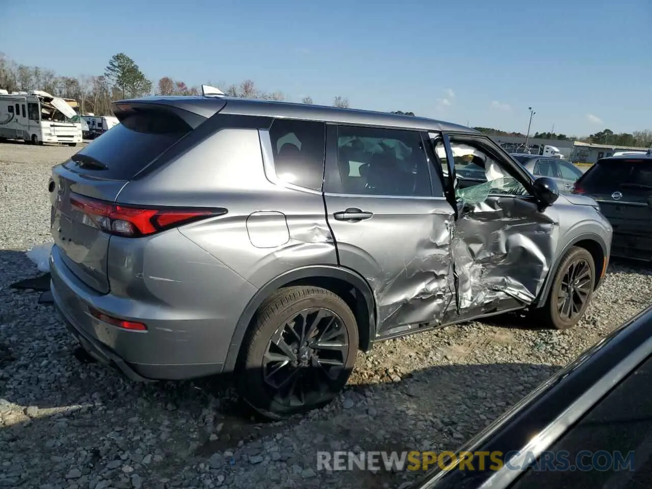 3 fotografías del automóvil dañado JA4J3UA87PZ024531 MITSUBISHI OUTLANDER 2023