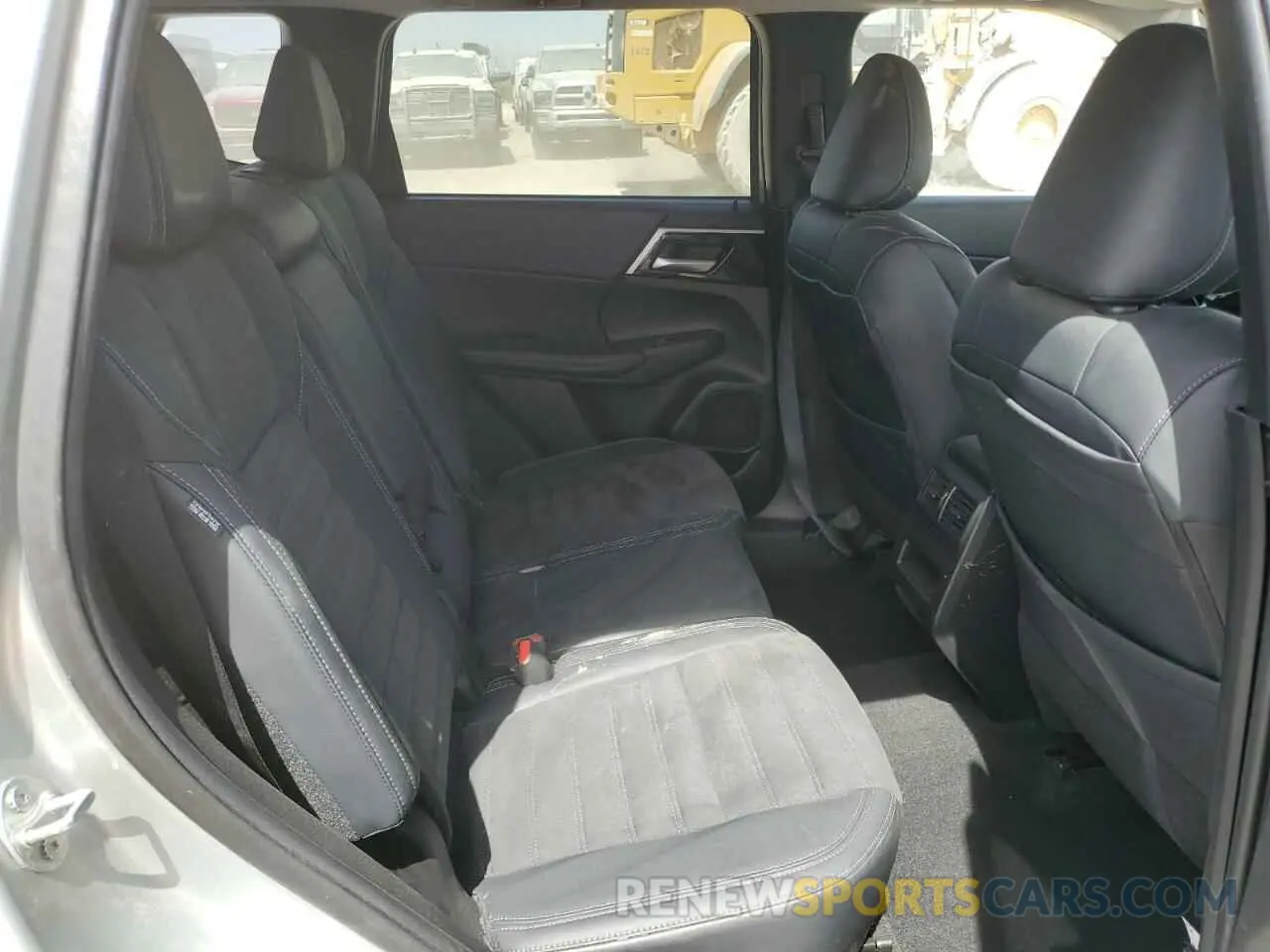 11 fotografías del automóvil dañado JA4J3UA87PZ057867 MITSUBISHI OUTLANDER 2023