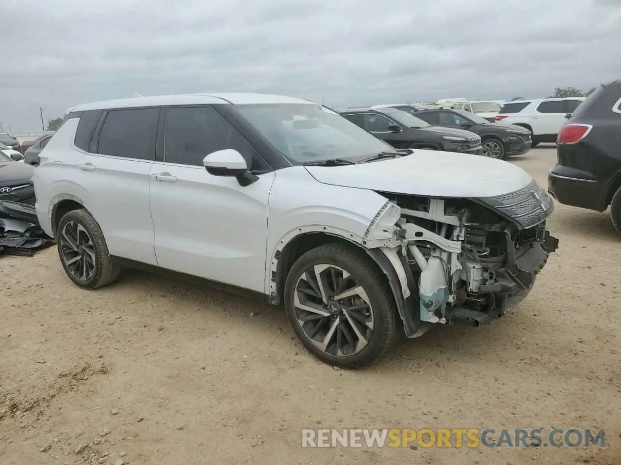 4 fotografías del automóvil dañado JA4J3UA89PZ024126 MITSUBISHI OUTLANDER 2023