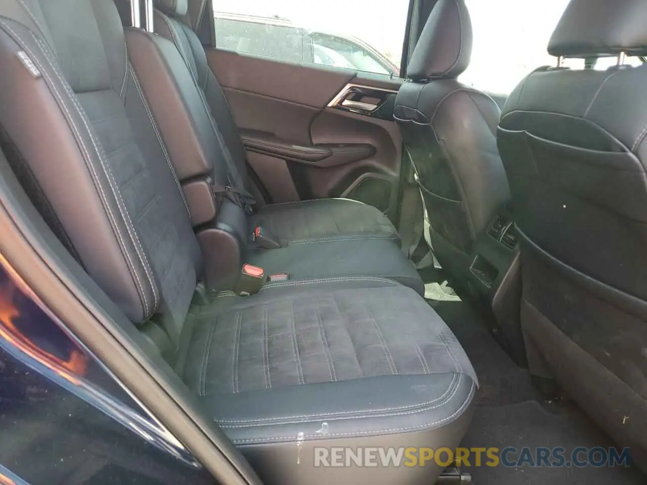 11 fotografías del automóvil dañado JA4J3UA8XPZ024202 MITSUBISHI OUTLANDER 2023