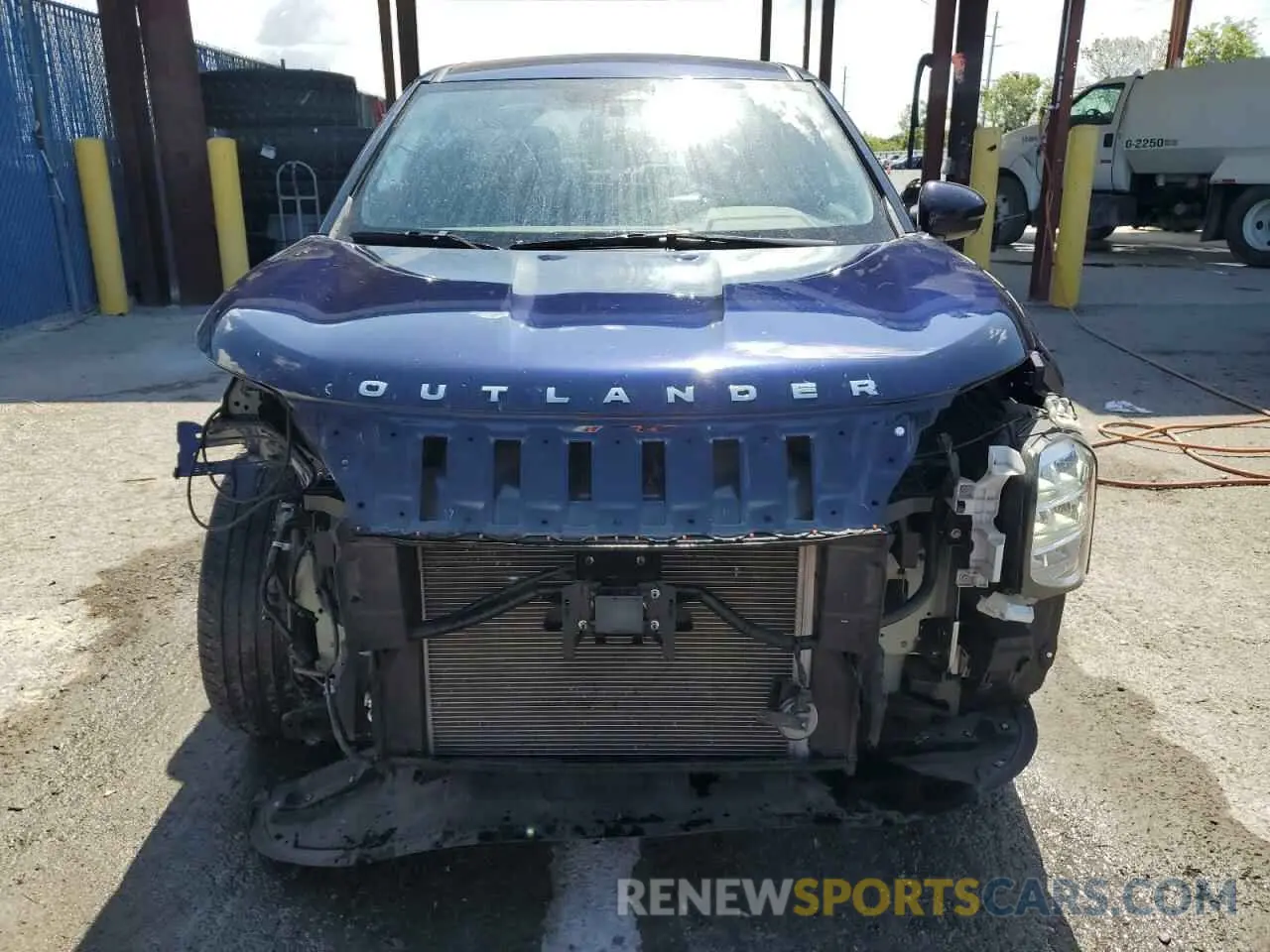 5 fotografías del automóvil dañado JA4J3UA8XPZ024202 MITSUBISHI OUTLANDER 2023
