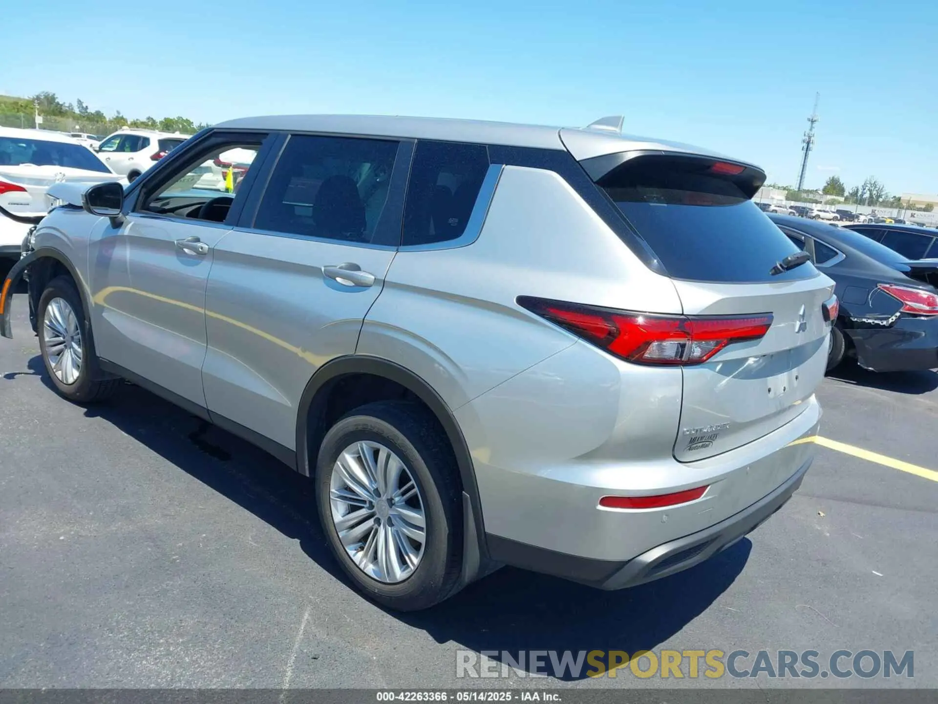 3 fotografías del automóvil dañado JA4J4TA80PZ021798 MITSUBISHI OUTLANDER 2023