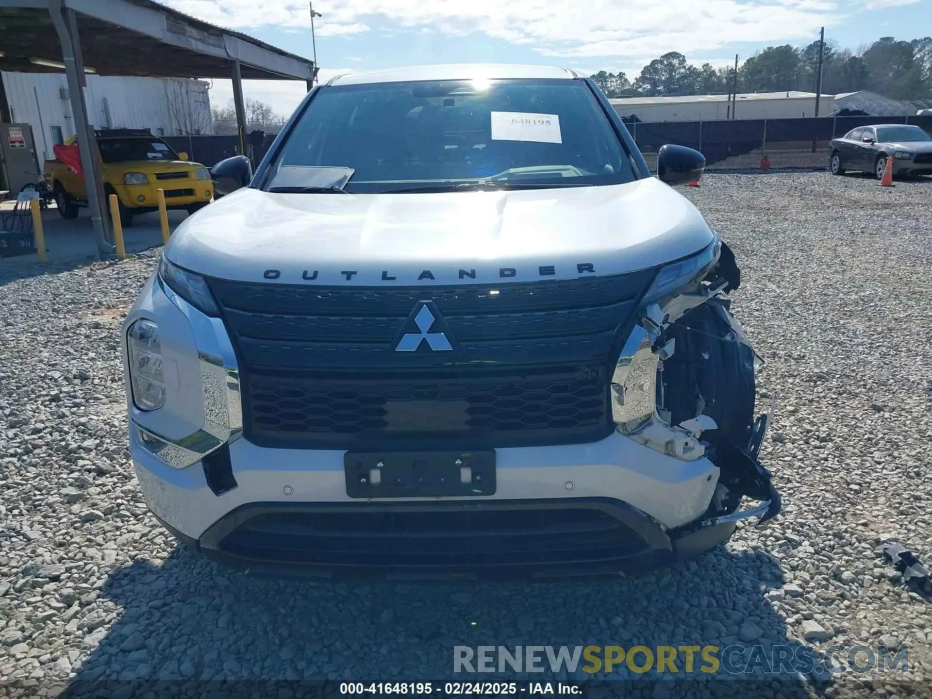 13 fotografías del automóvil dañado JA4J4UA83PZ035040 MITSUBISHI OUTLANDER 2023