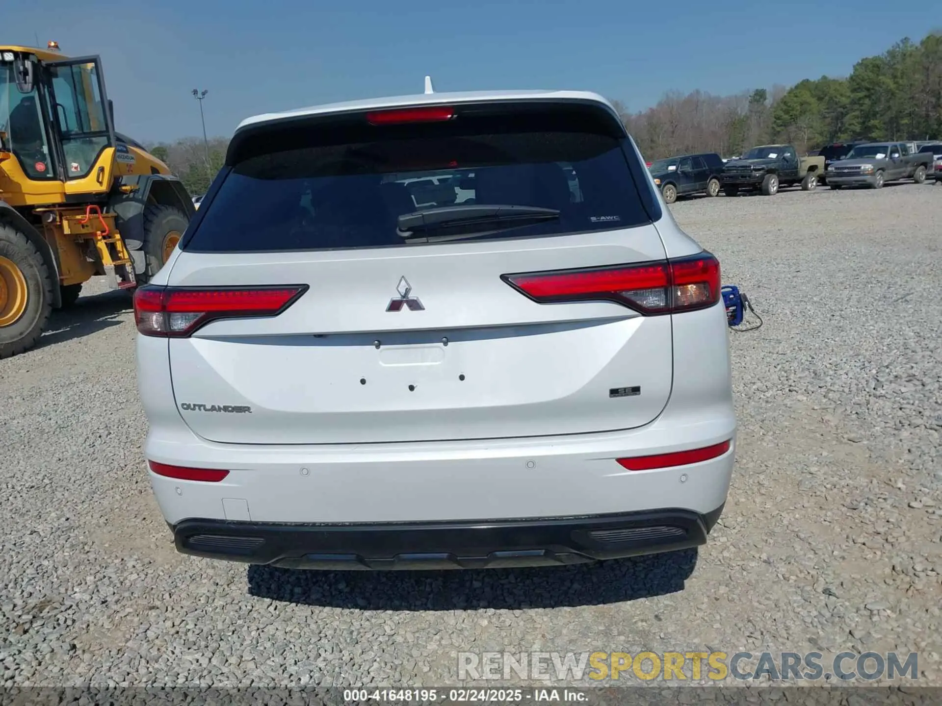 17 fotografías del automóvil dañado JA4J4UA83PZ035040 MITSUBISHI OUTLANDER 2023