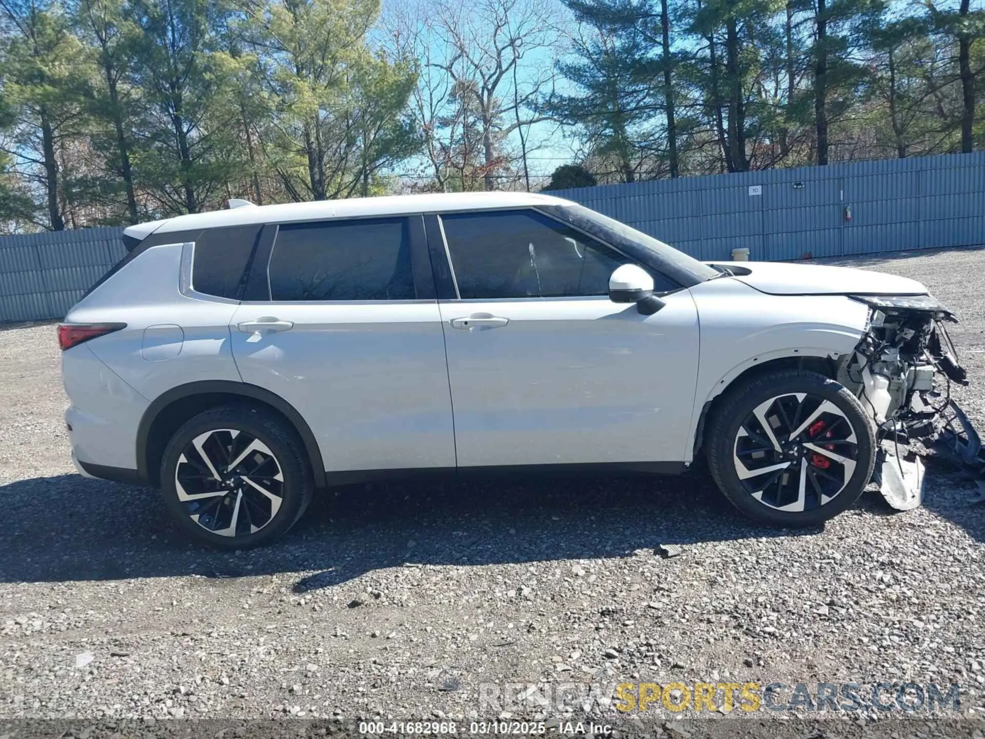 13 fotografías del automóvil dañado JA4J4UA85PZ032799 MITSUBISHI OUTLANDER 2023