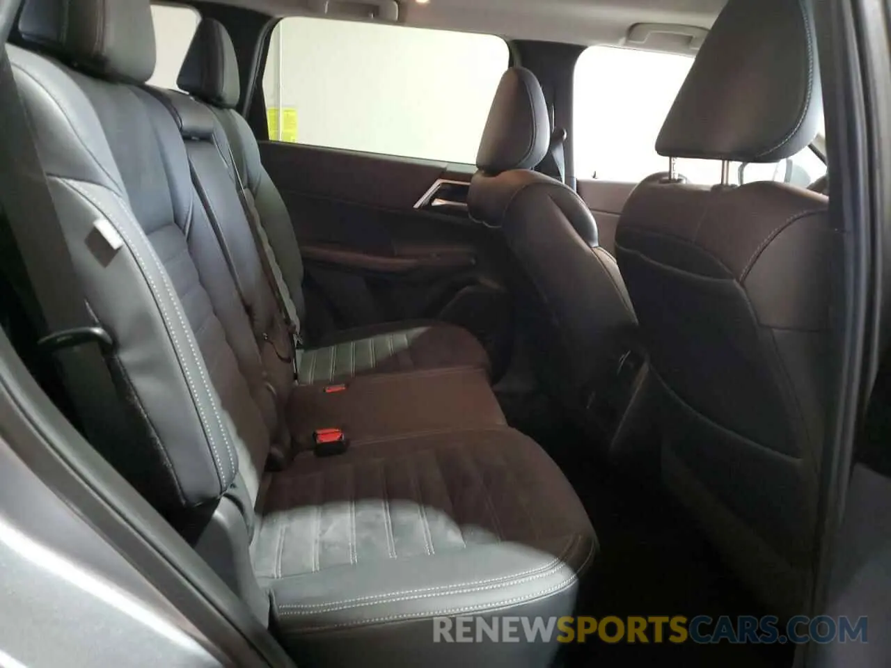 11 fotografías del automóvil dañado JA4J4UA86PZ057243 MITSUBISHI OUTLANDER 2023