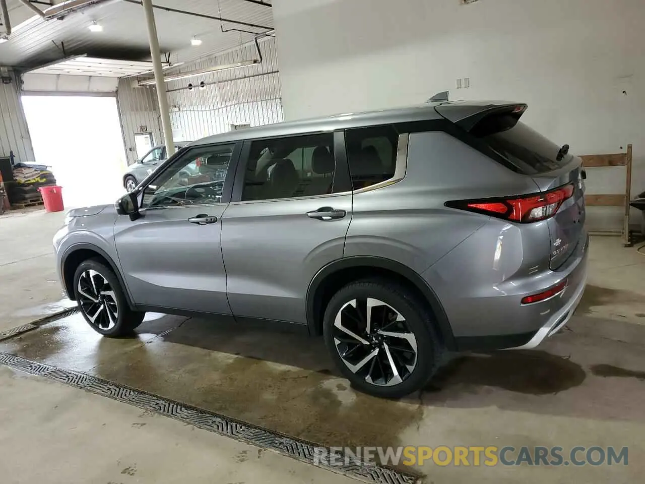 2 fotografías del automóvil dañado JA4J4UA86PZ057243 MITSUBISHI OUTLANDER 2023