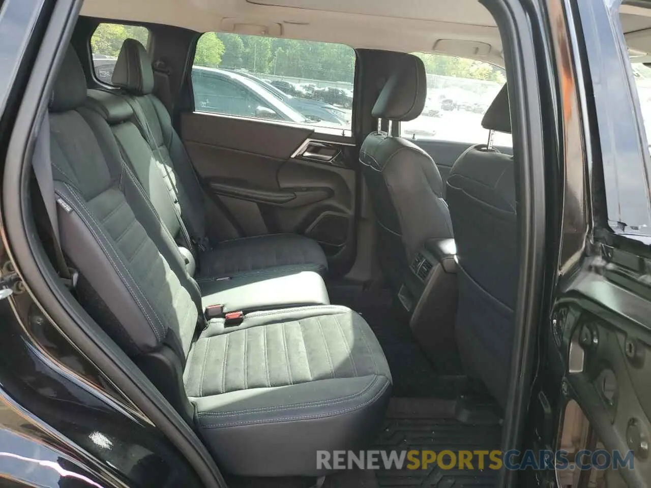 11 fotografías del automóvil dañado JA4J4UA87PZ011064 MITSUBISHI OUTLANDER 2023